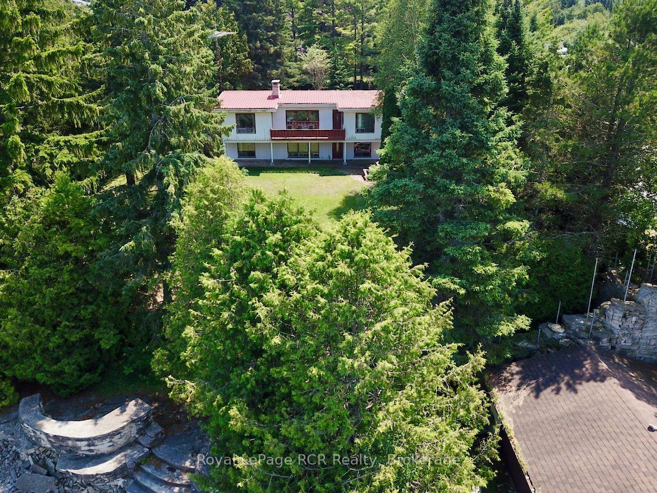 2 William Street, Northern Bruce Peninsula — Detached for sale, photo 1