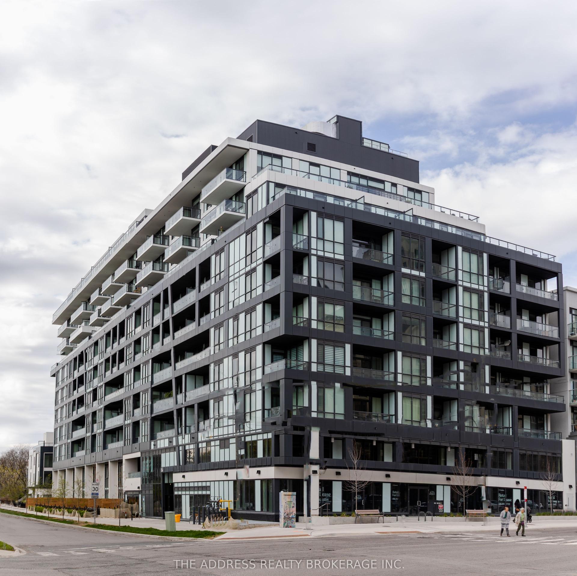 6 Greenbriar Road 1104 #1104, Toronto — Condo for sale, photo 1