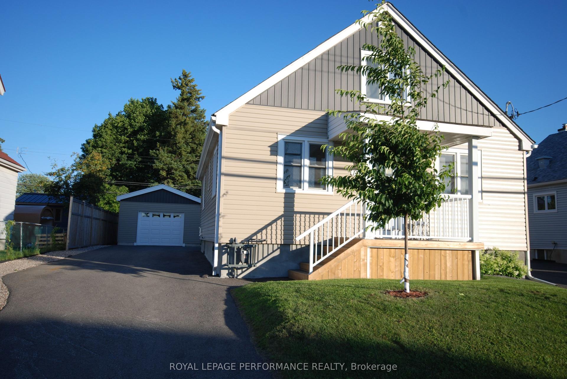 1482 Laperriere Avenue, Carlington - Central Park — Detached for sale, photo 1