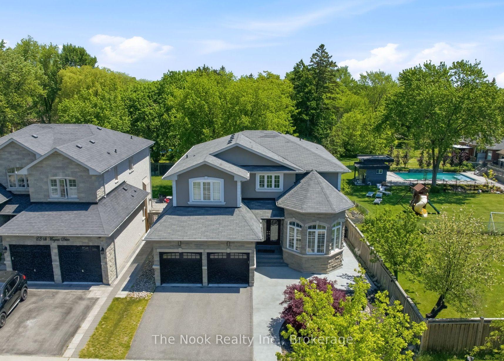 21 St Magnus Drive, Toronto — Detached for sale, photo 1