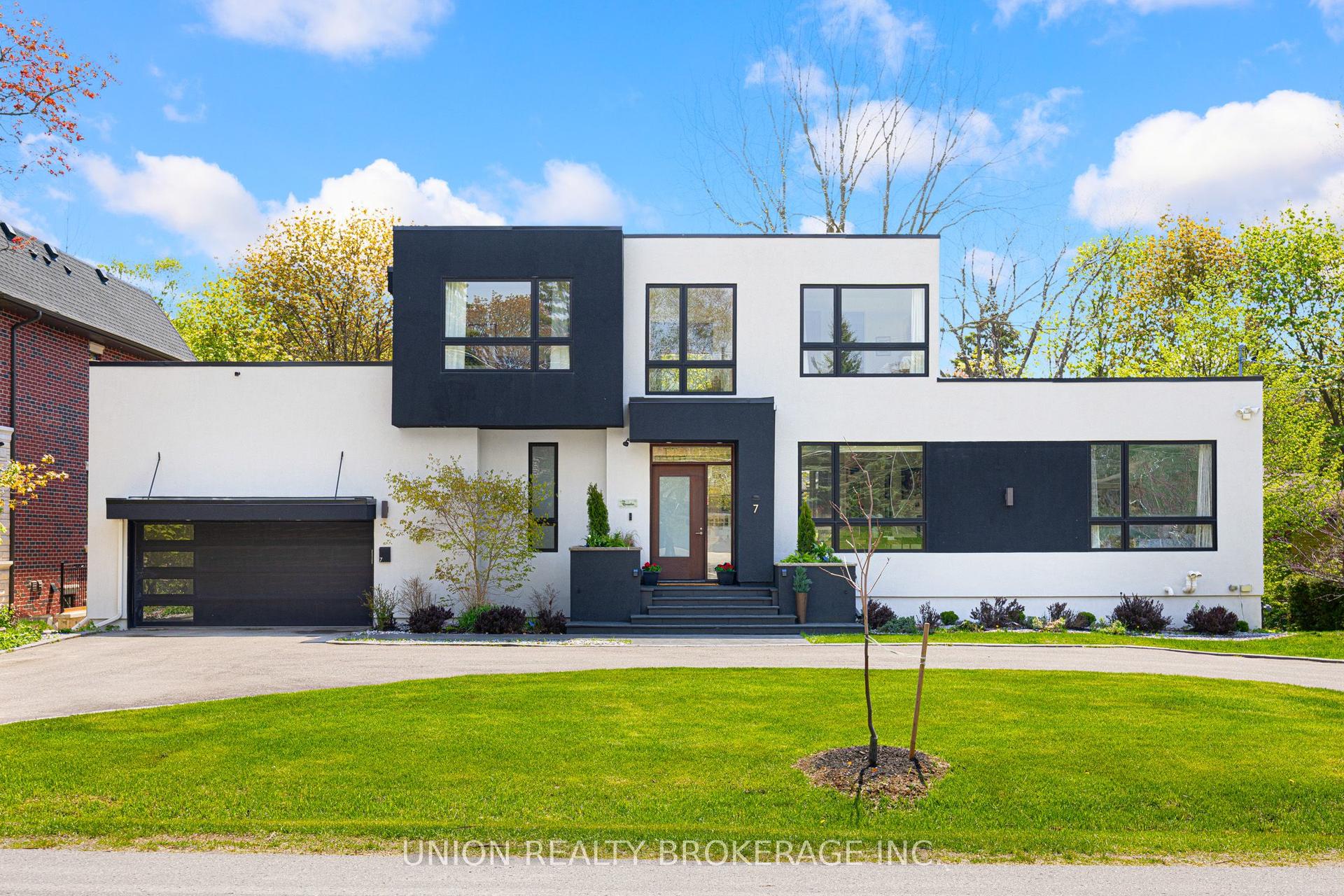 7 Balcarra Avenue — photo 1