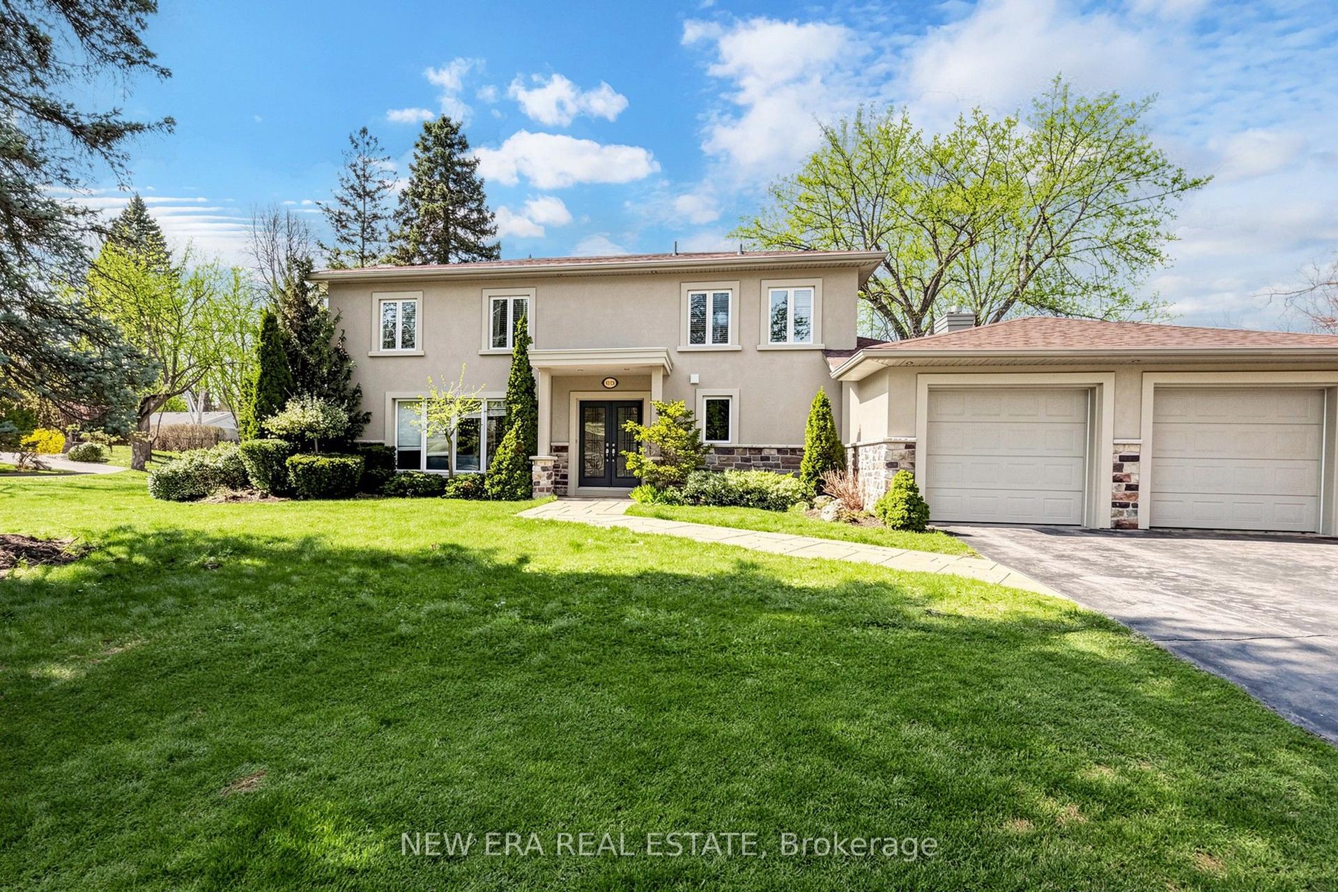 1423 Bunsden Avenue — photo 1