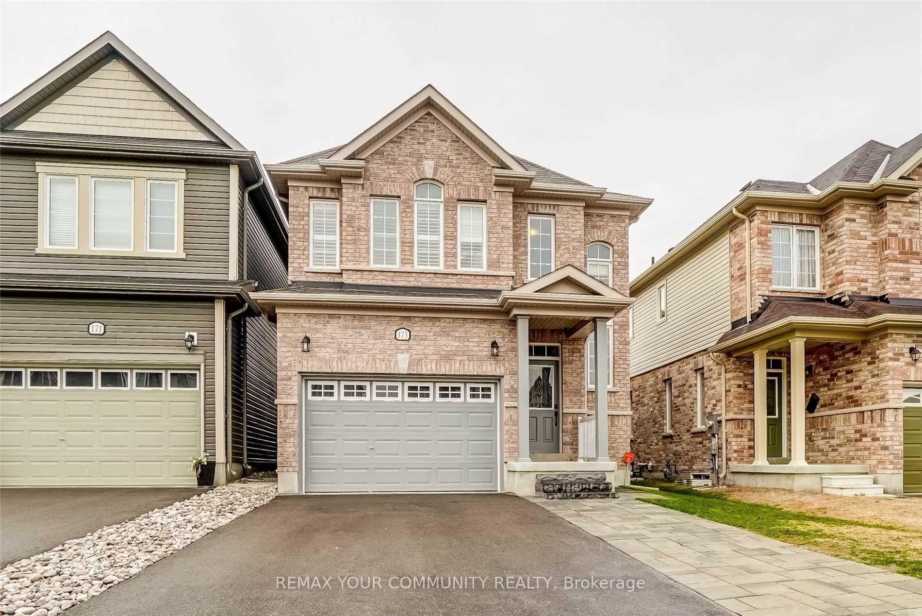 173 Wagner Crescent — photo 1