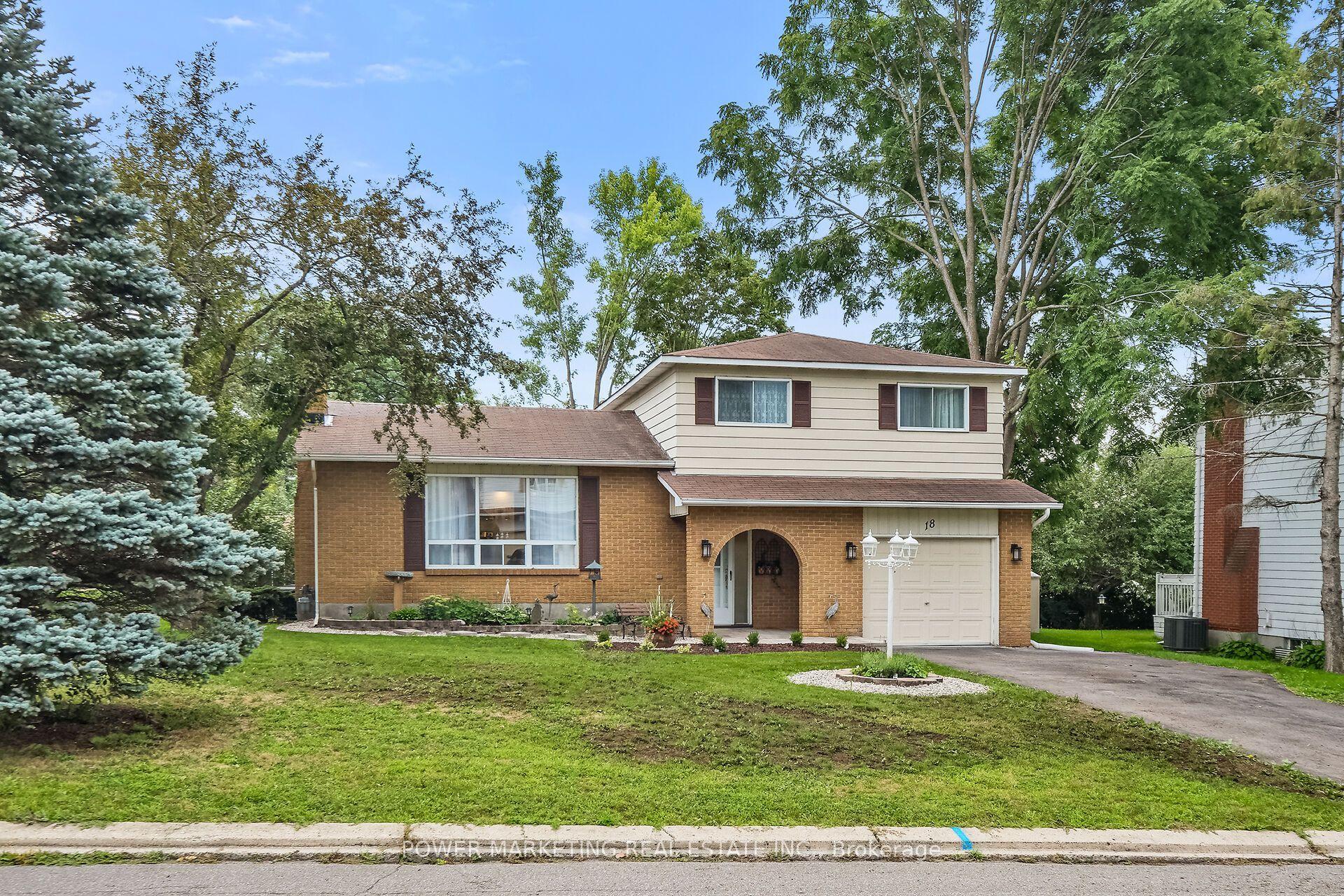 18 GALE Street, Mississippi Mills — Detached for sale, photo 1