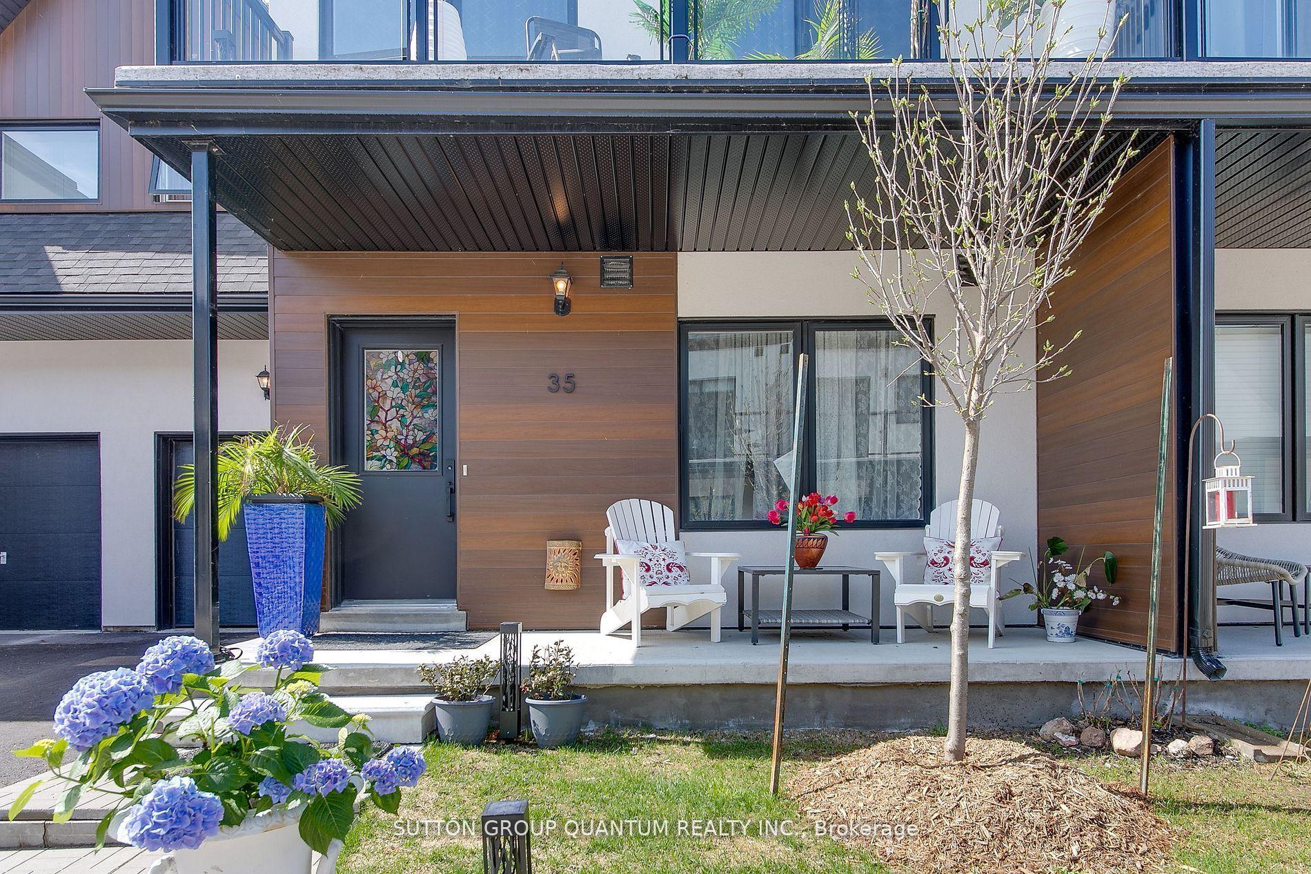 35 Ruby Crescent — photo 1