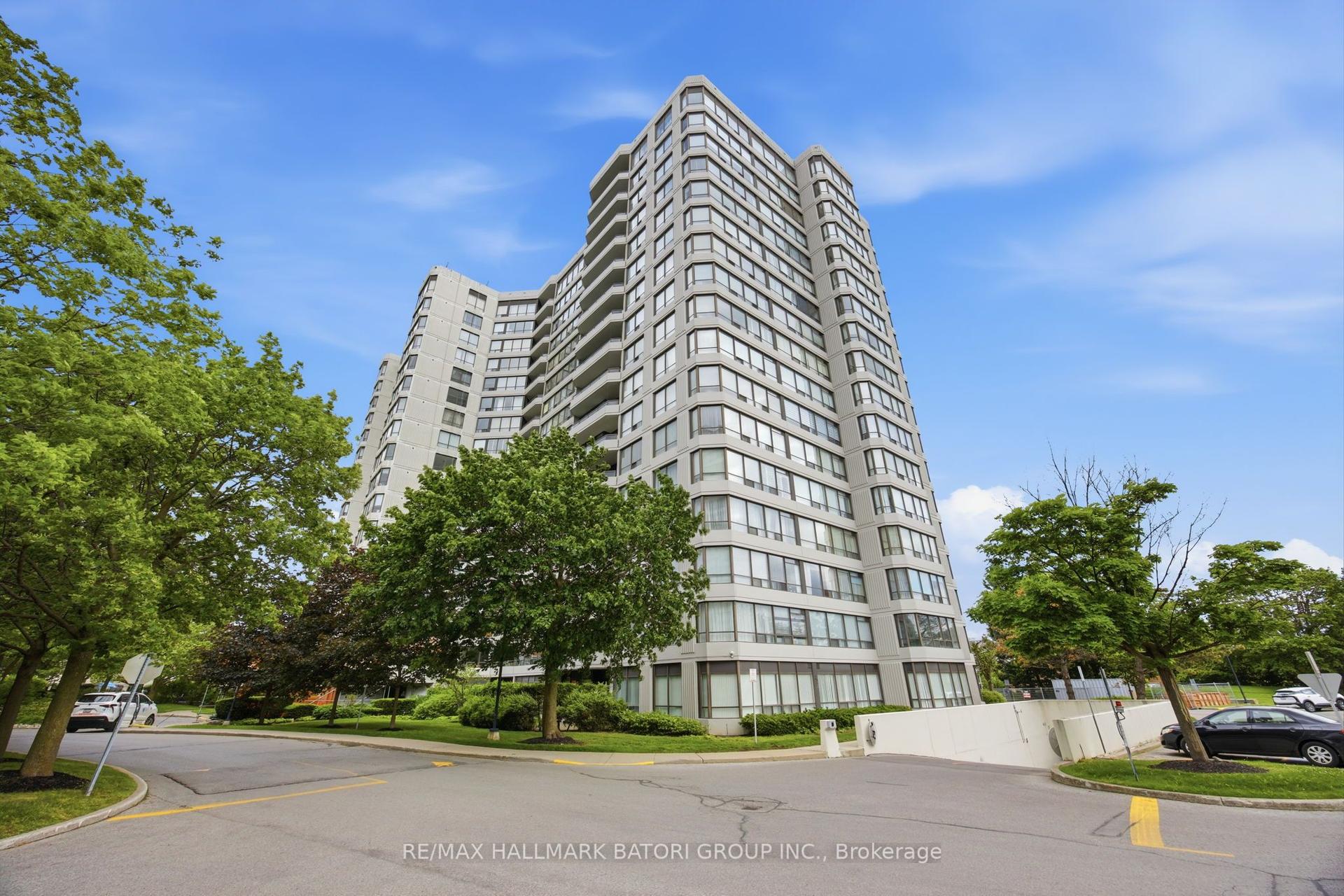 1121 W Steeles Avenue W 514 #514, Toronto — Condo for sale, photo 1