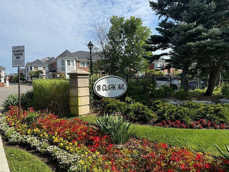 18 Clark Avenue W 154 #154 — photo 1