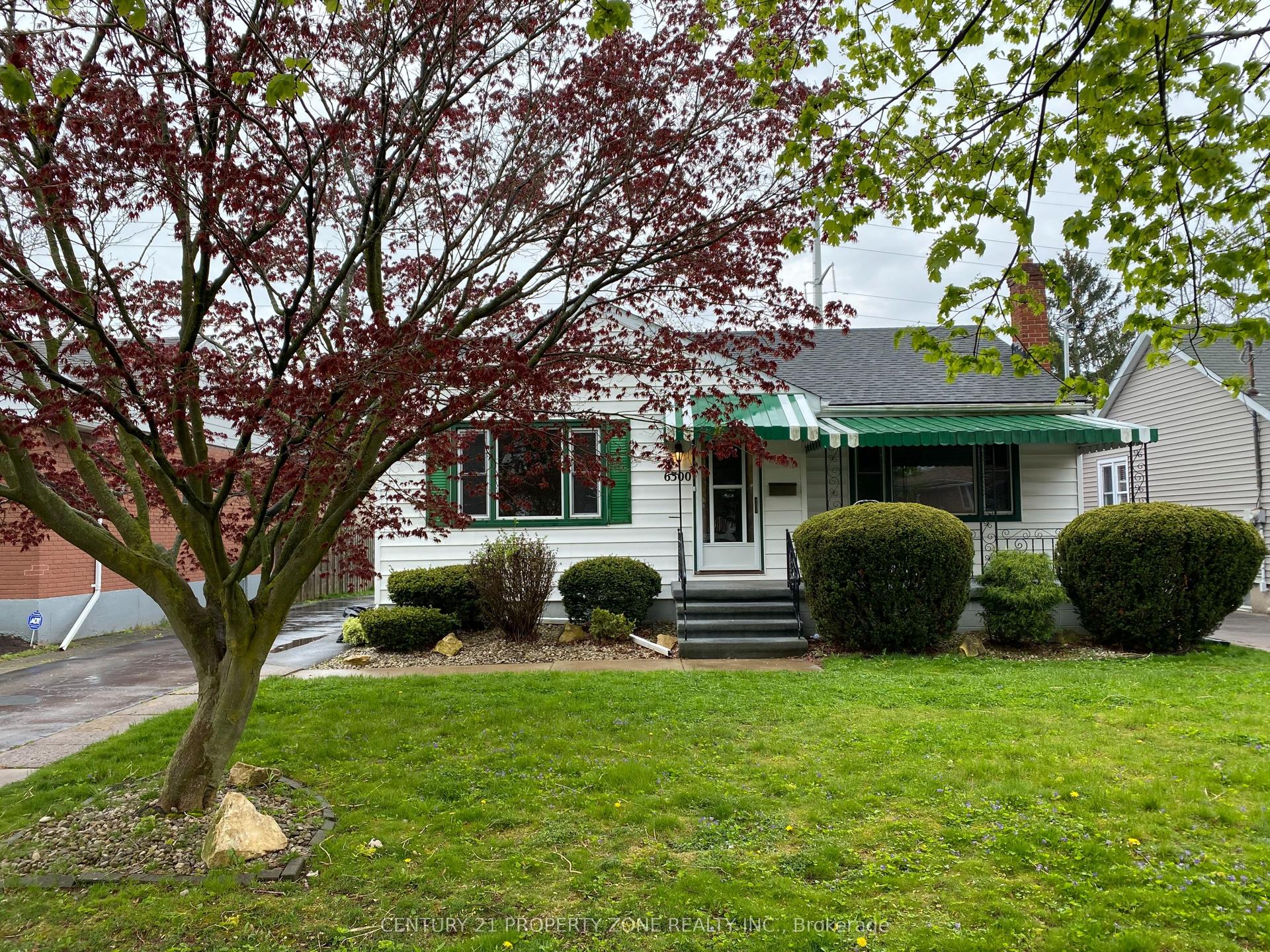 6300 CORWIN Crescent, Niagara Falls — Detached for sale, photo 1