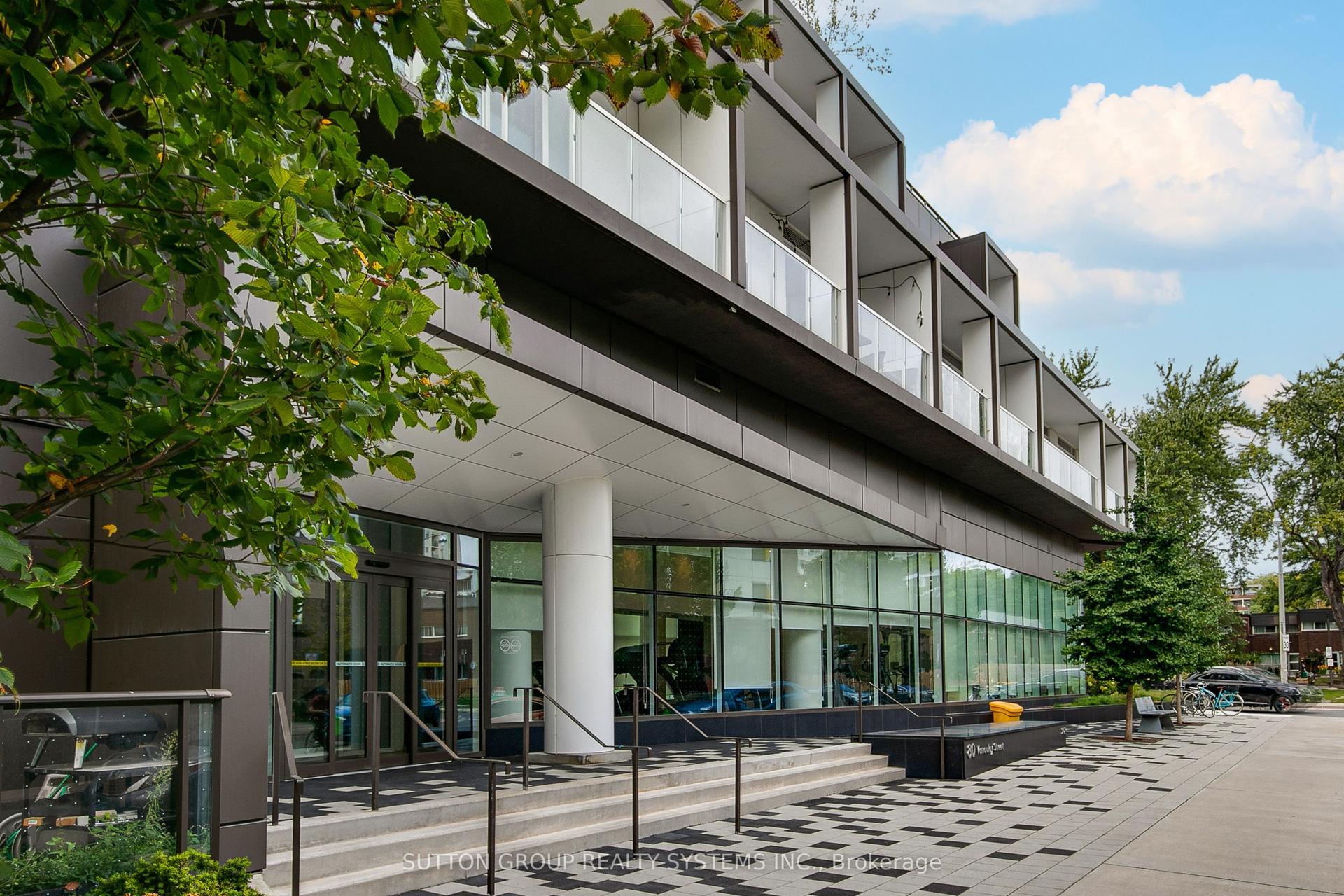 80 Vanauley Street 910 #910 — photo 1