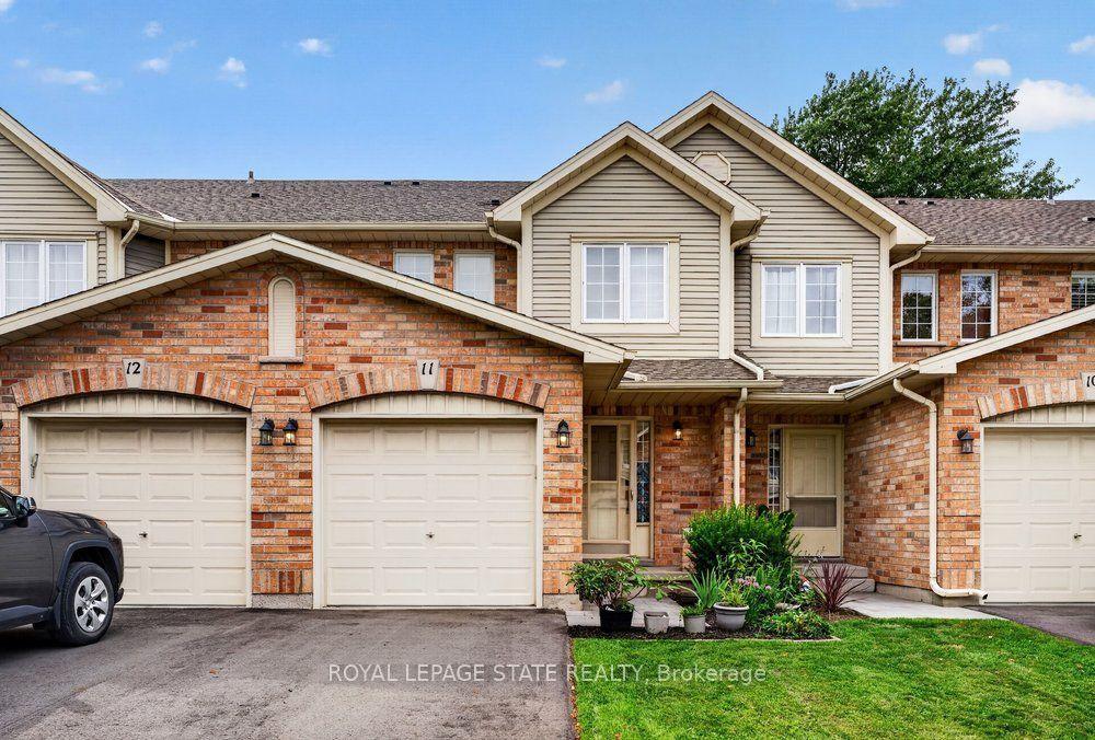 44 Frances Avenue 11 #11, Hamilton — Condo Town for sale, photo 1