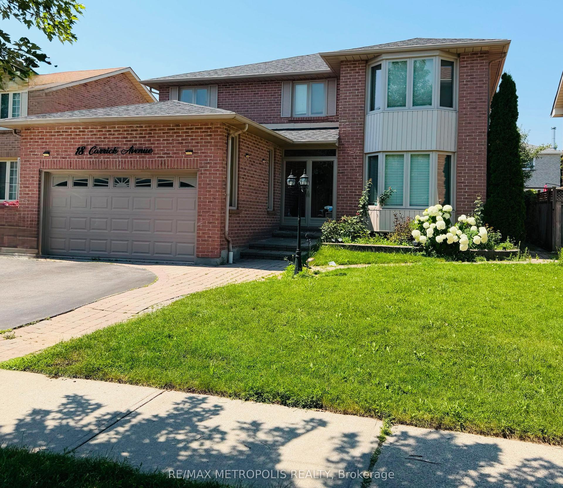 18 Carrick Avenue, Ajax — Detached for sale, photo 1