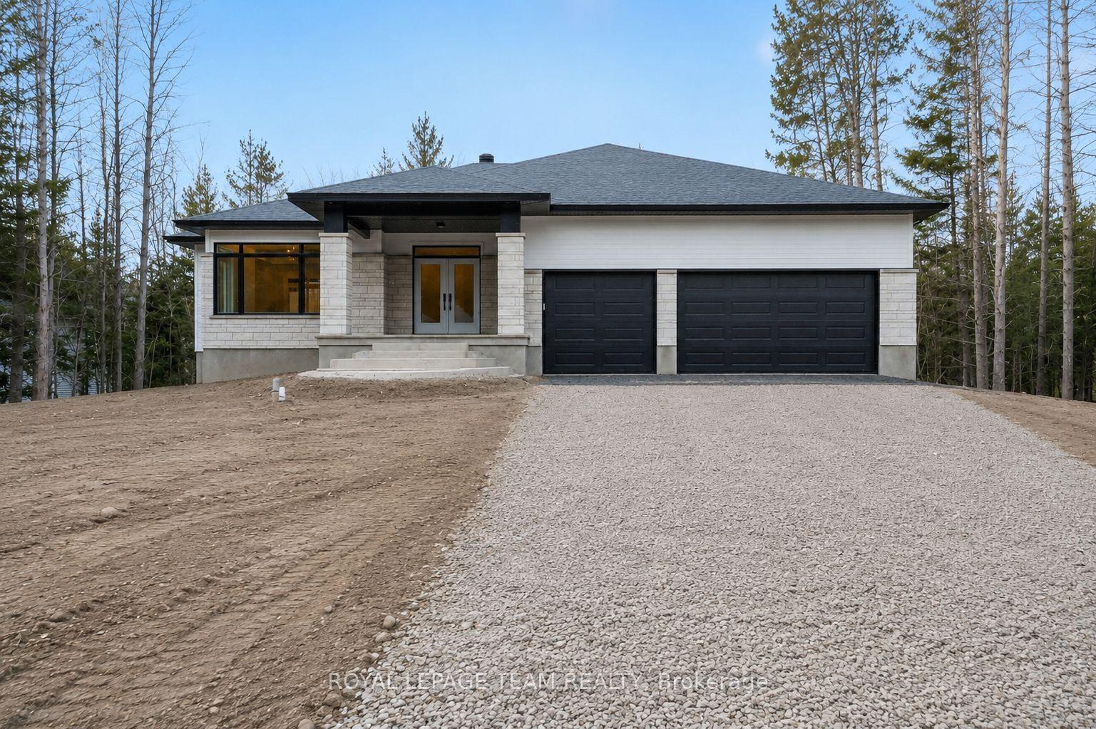 63 Hogan Drive — photo 1