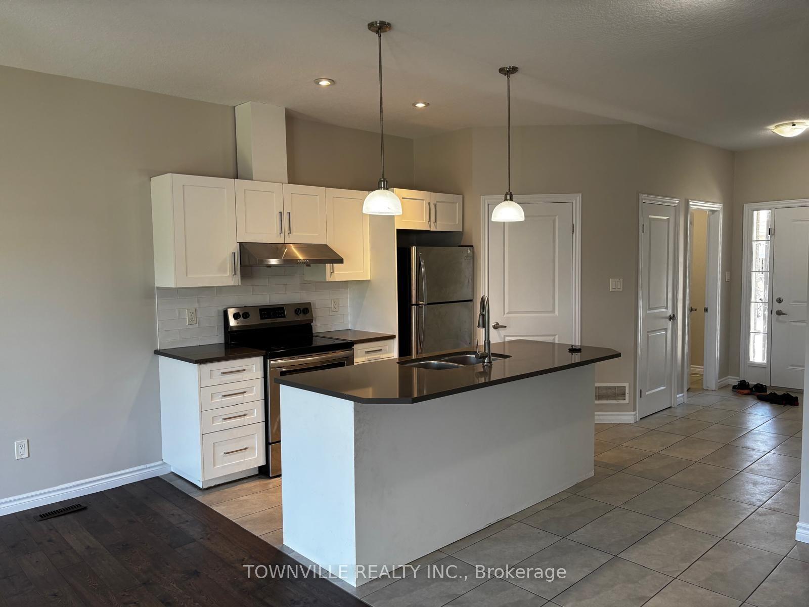 2910 Tokala Trail 32 #32, London North — Condo Town for lease, photo 1