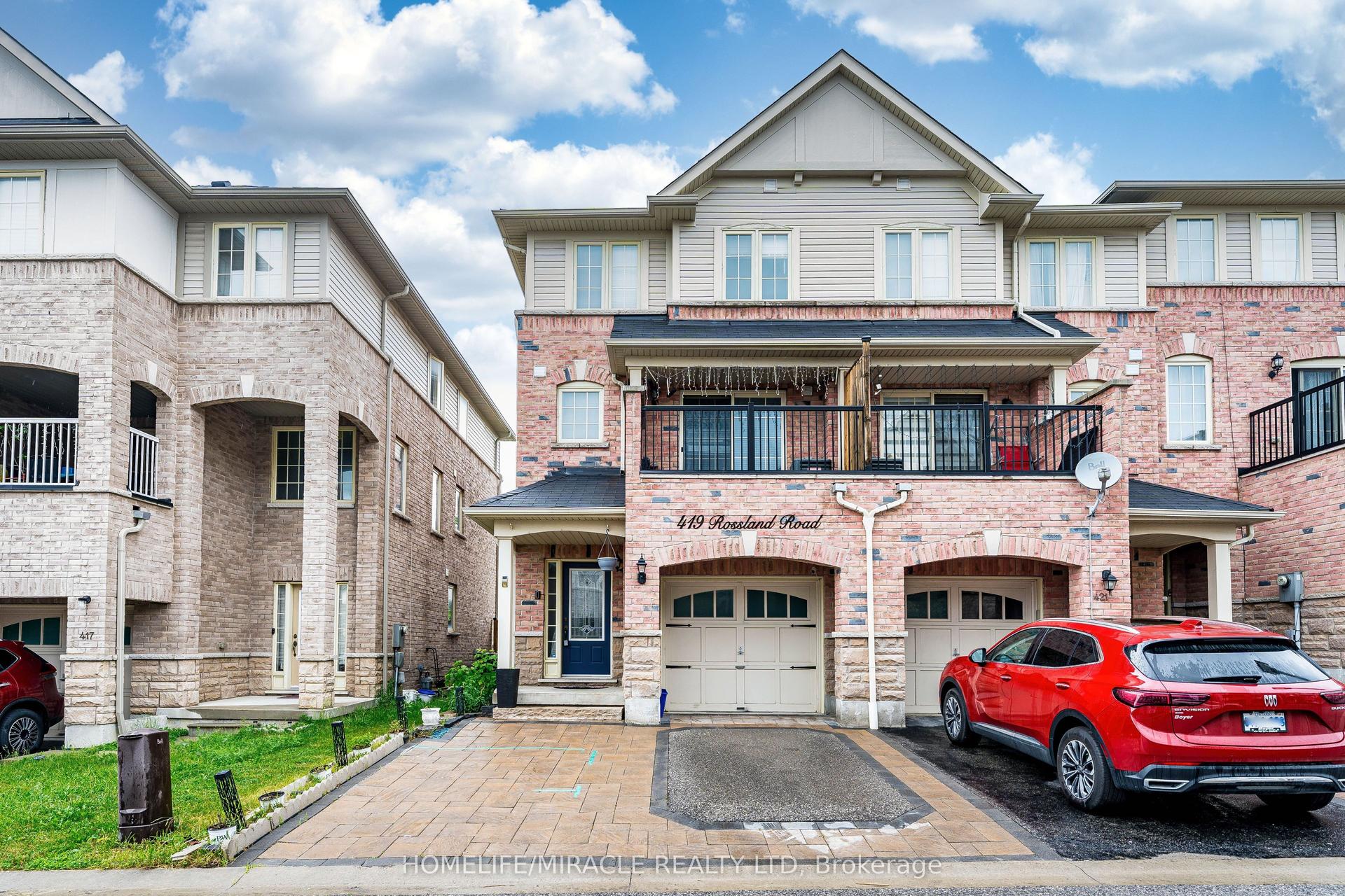 419 Rossland Road E — photo 1