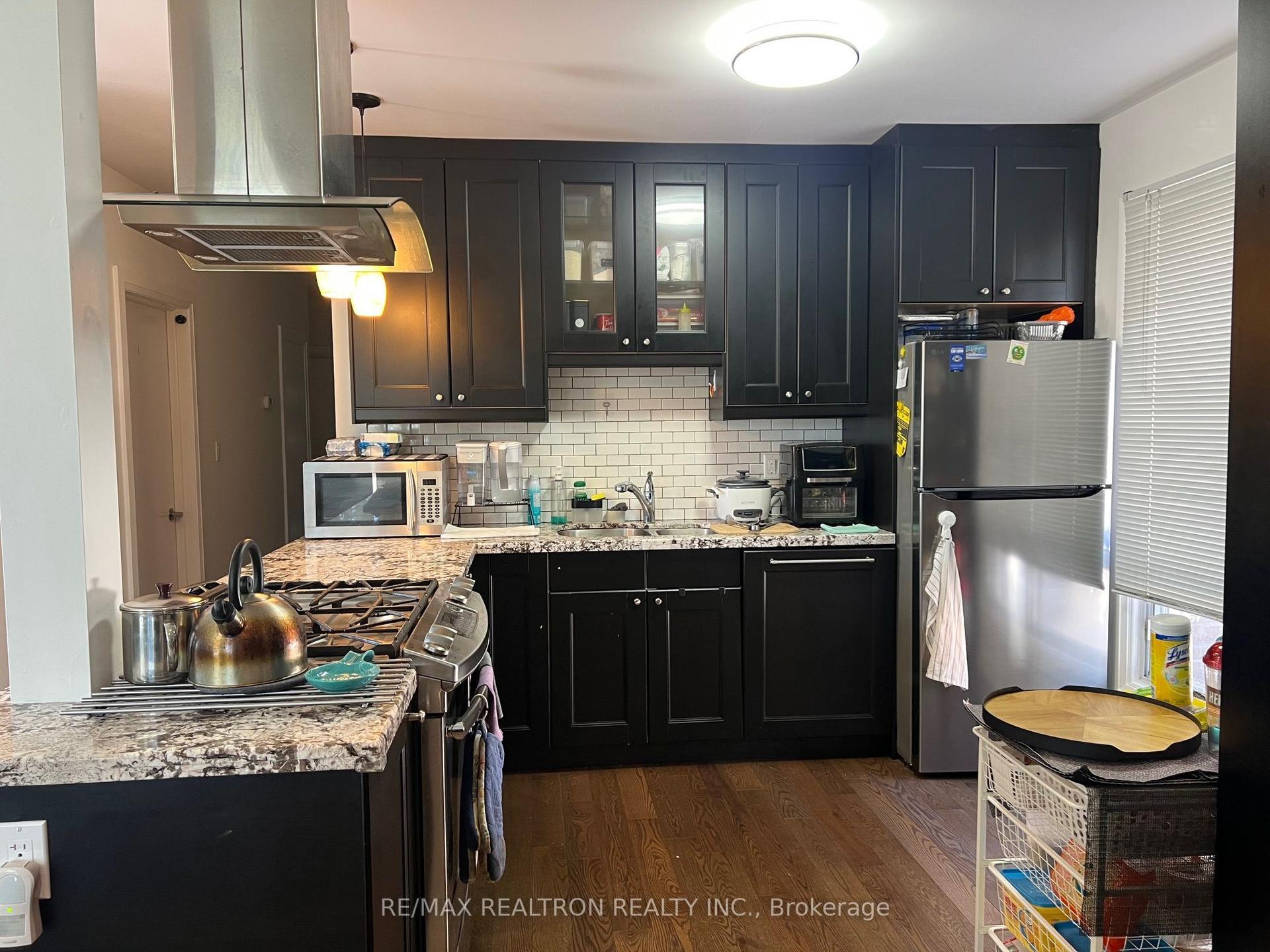 12 Paulart Drive, Toronto — Detached for lease, photo 1