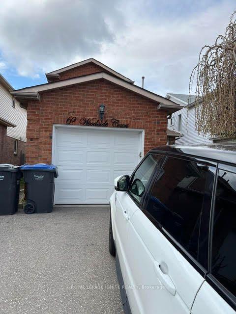 62 Woodside Court — photo 1