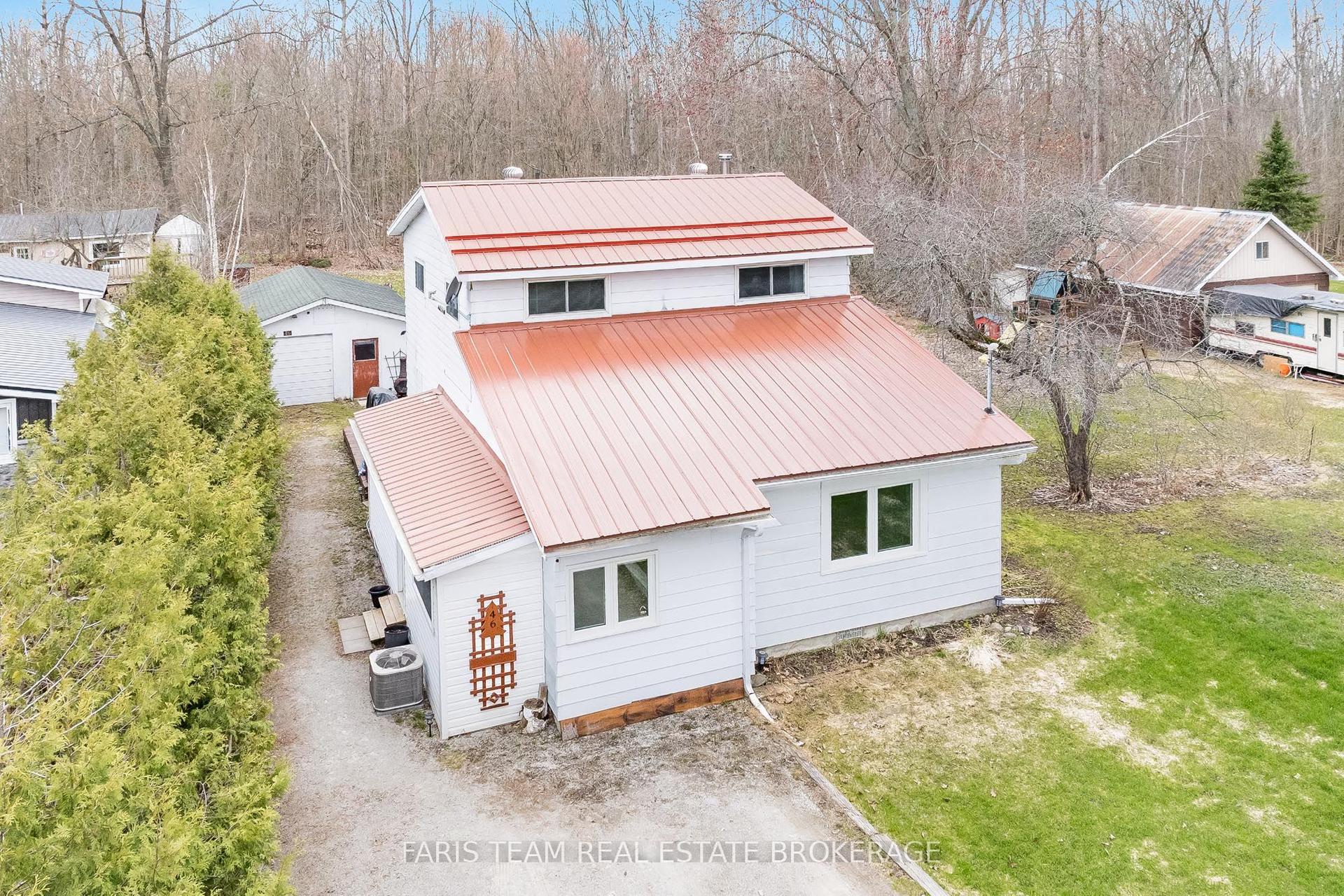 46 Hearthstone Drive — photo 1