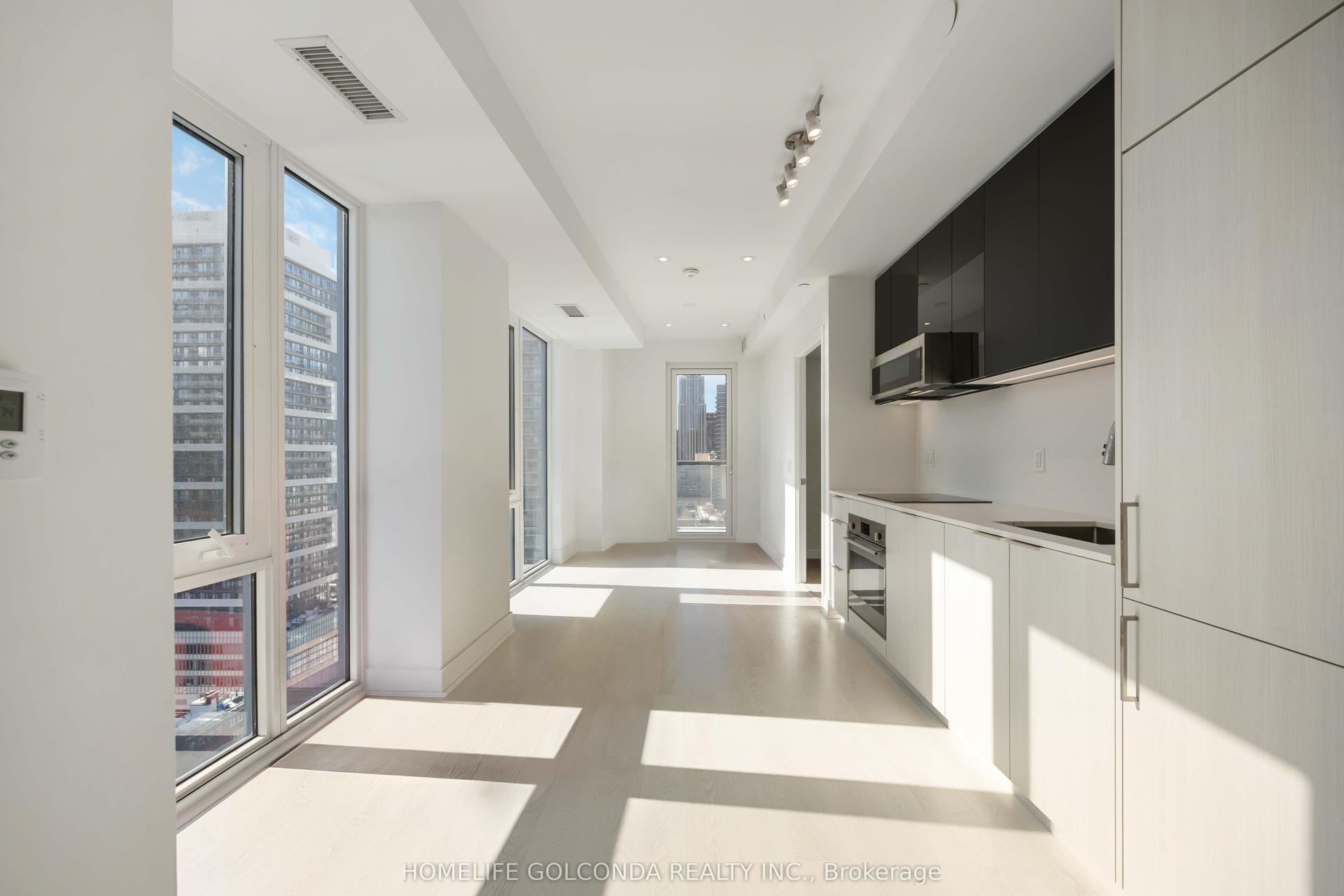 308 Jarvis Street — photo 1