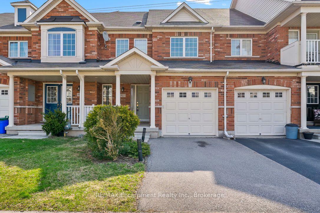 4832 Capri Crescent — photo 1