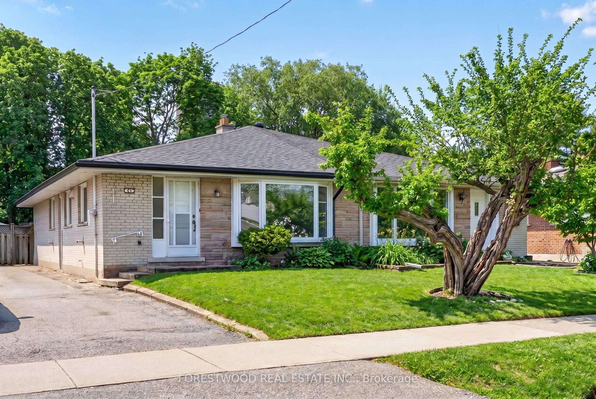 22 Lormar Drive — photo 1