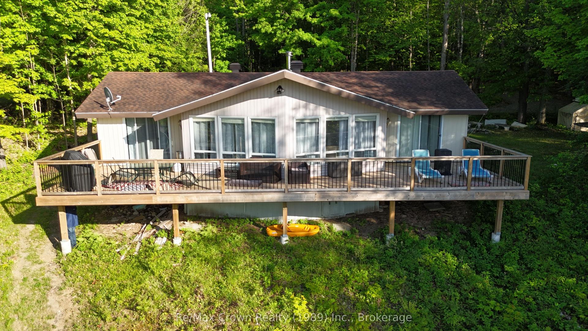 581 Limberlost Point Road, Parry Sound Remote Area — Detached for sale, photo 1