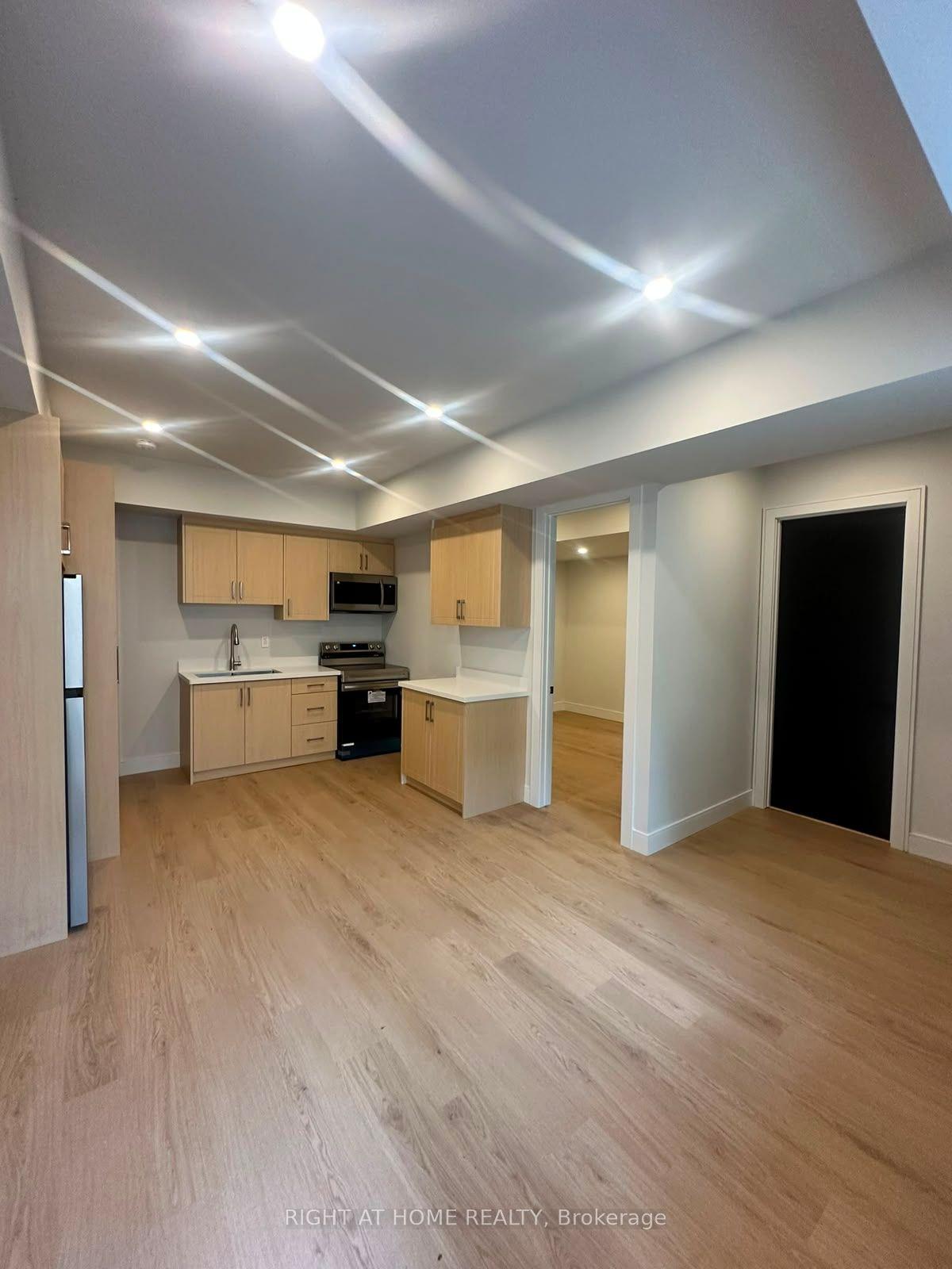 855 Tenth Street — photo 1