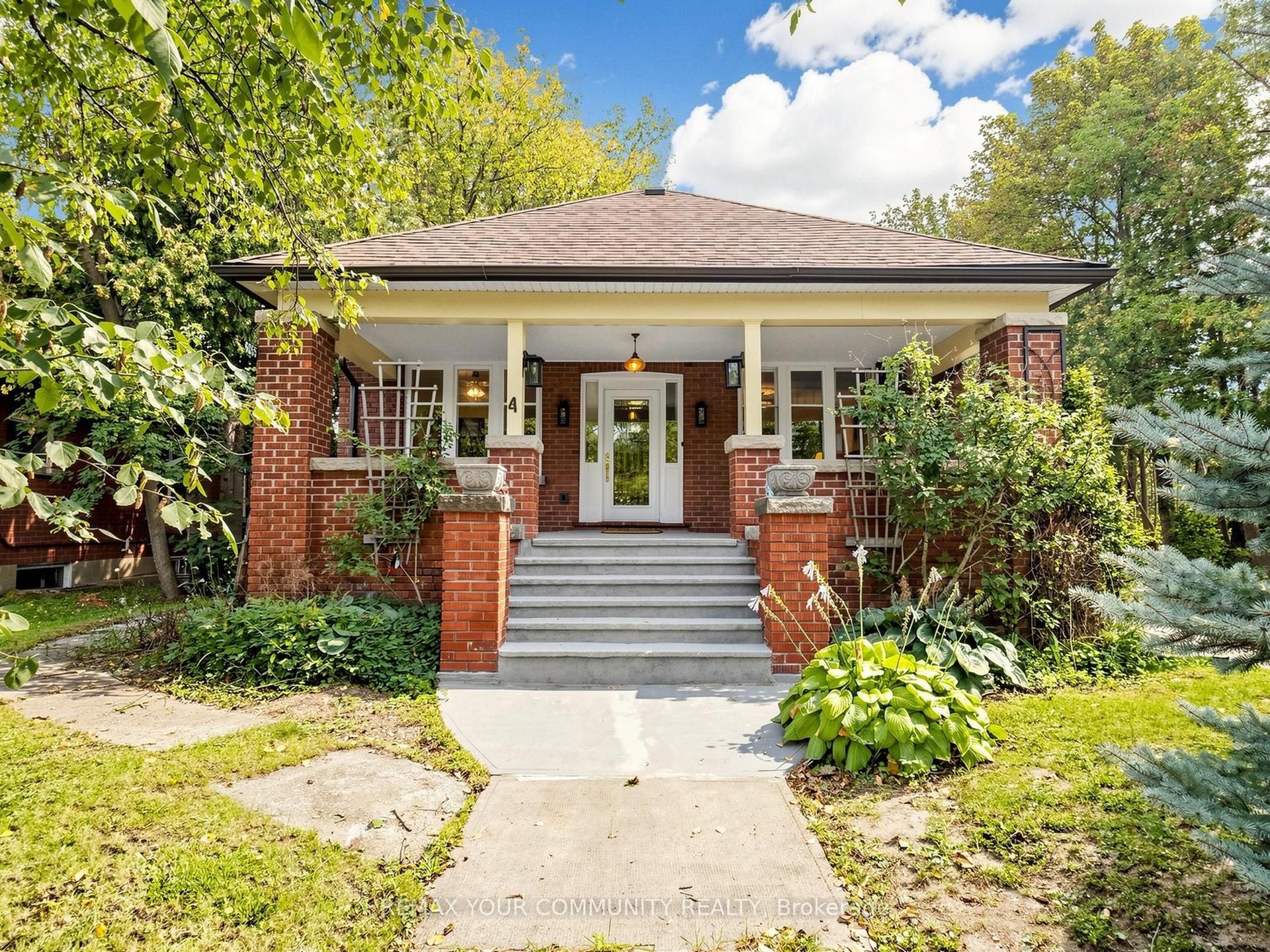 6055 Main Street, Whitchurch-Stouffville — Detached for sale, photo 1