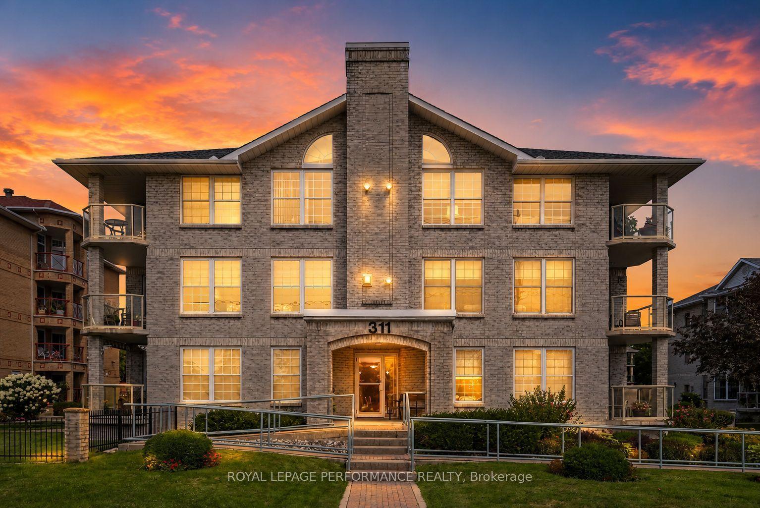 311 Water Street W 204 #204, Cornwall — Condo for sale, photo 1