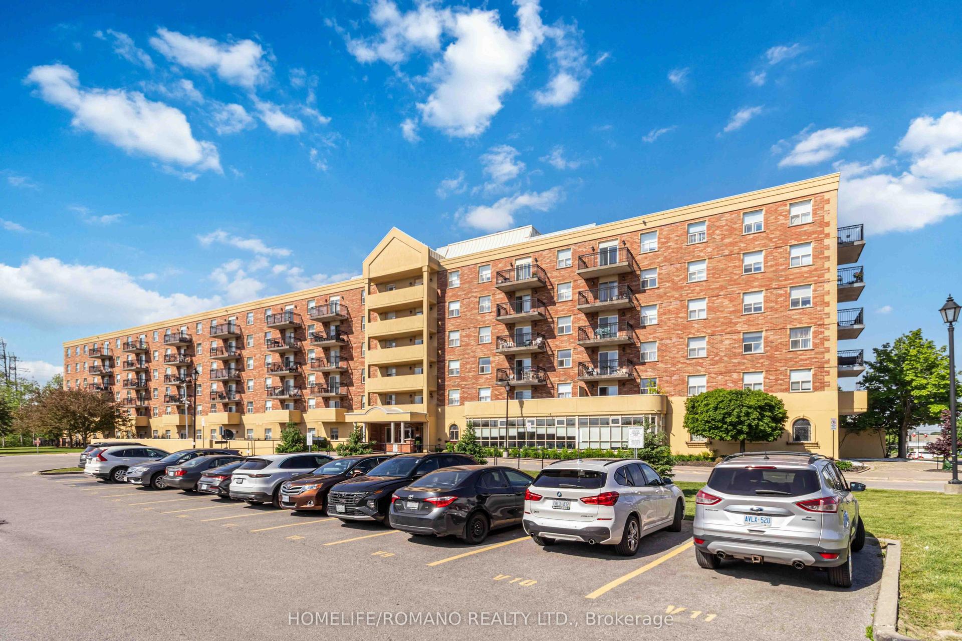 7373 Martin Grove Road 614 #614, Vaughan — Condo for lease, photo 1