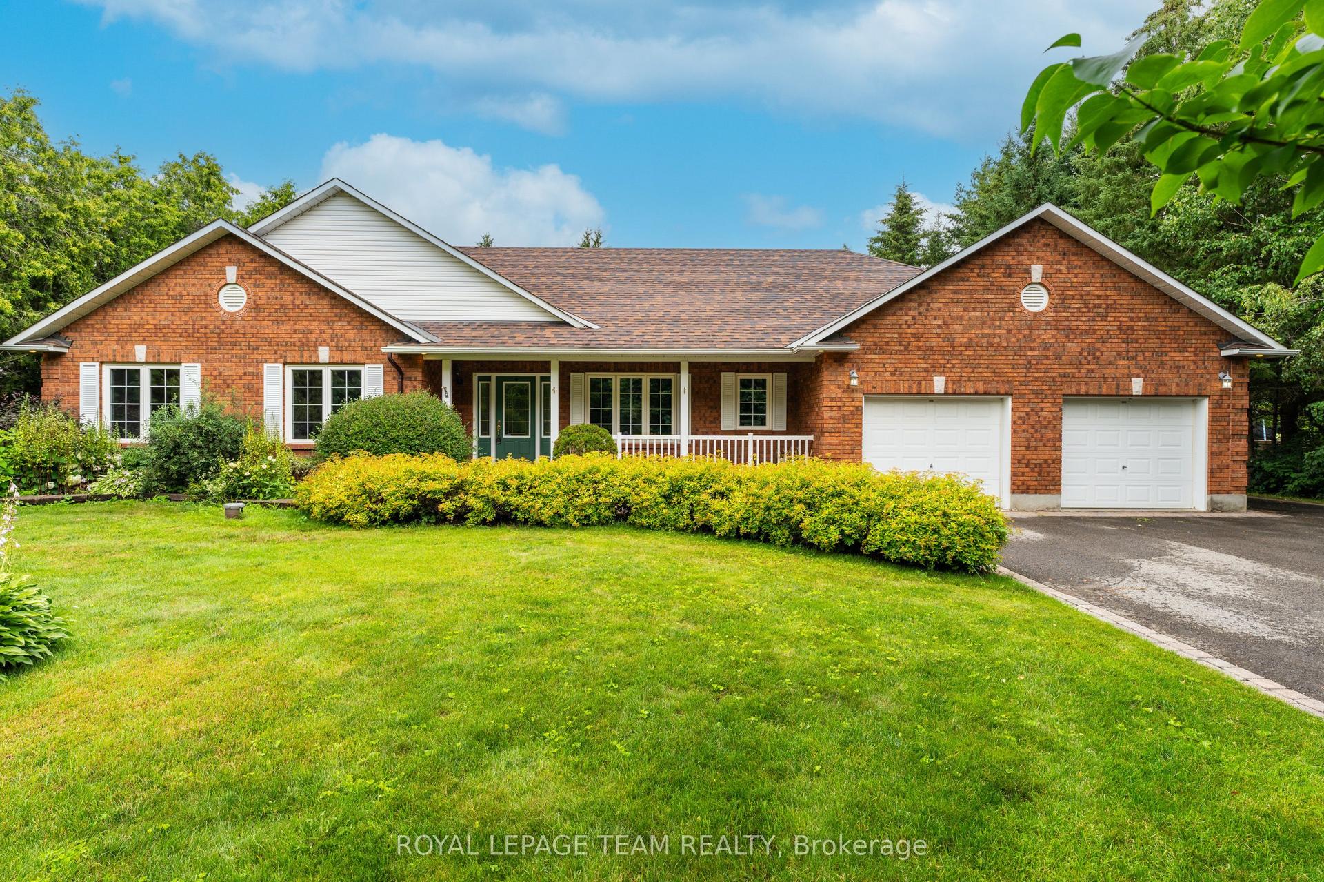 6543 Wheatfield Crescent, Greely - Metcalfe - Osgoode - Vernon and Area — Detached for sale, photo 1