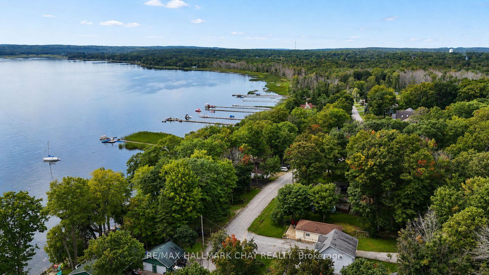 375 Robins Point Road, Tay — Detached for sale, photo 1