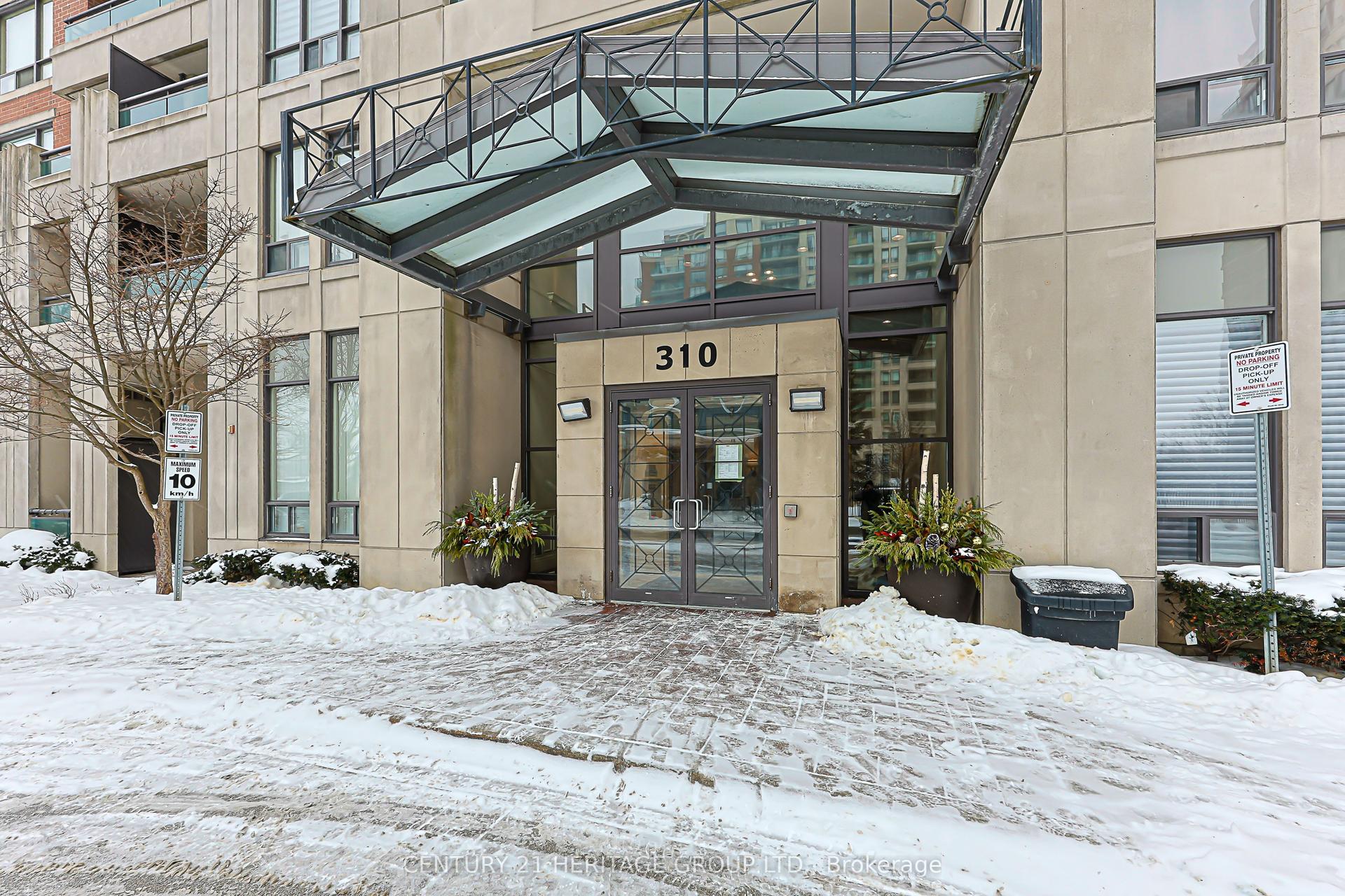 310 Red Maple Road 211 #211 — photo 1