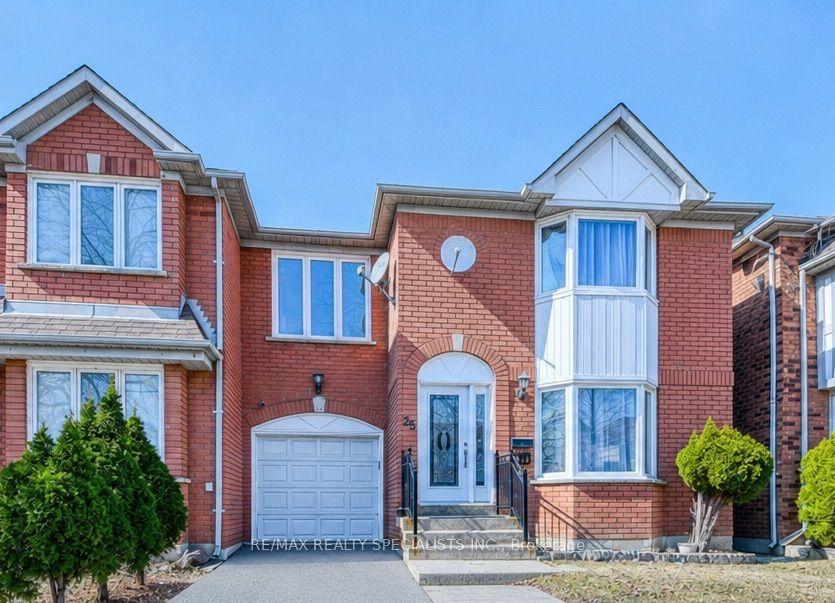 35 Softneedle Avenue, Brampton — Semi-Detached for sale, photo 1