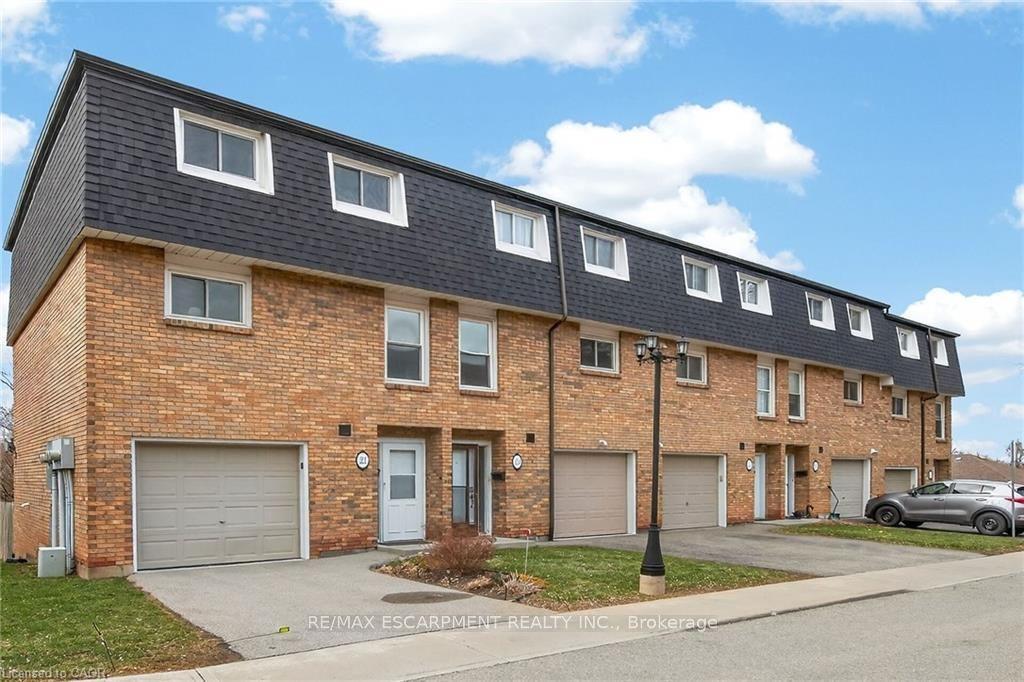 23 Rosedale Court, Hamilton — Condo Town for sale, photo 1