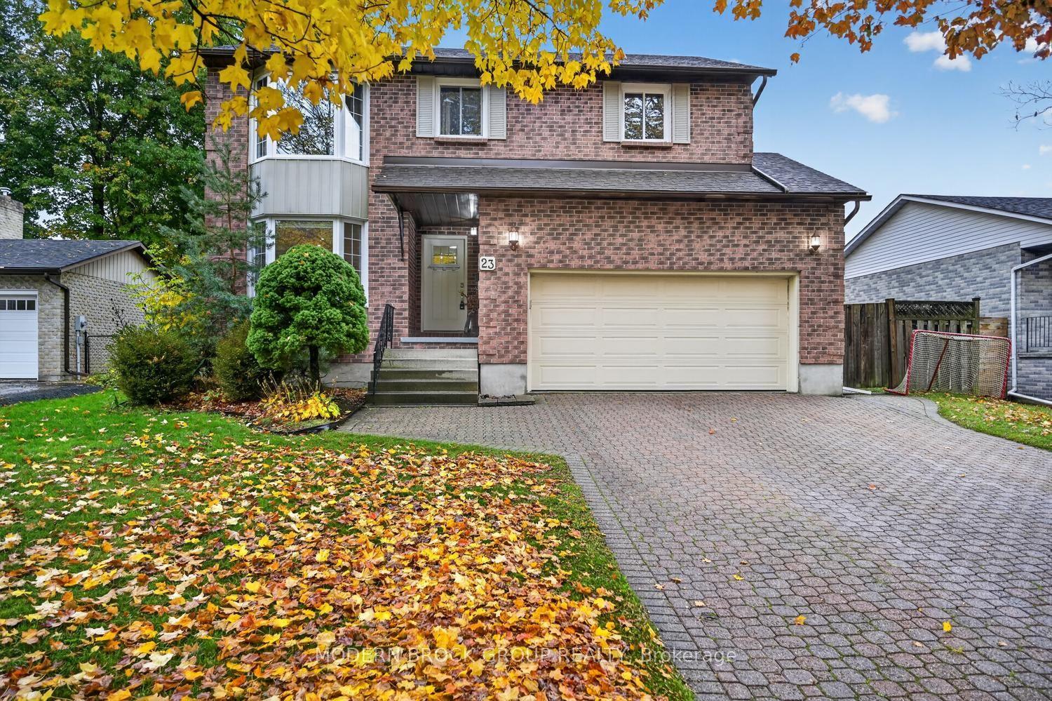23 Cambridge Crescent, Brockville — Detached for sale, photo 1