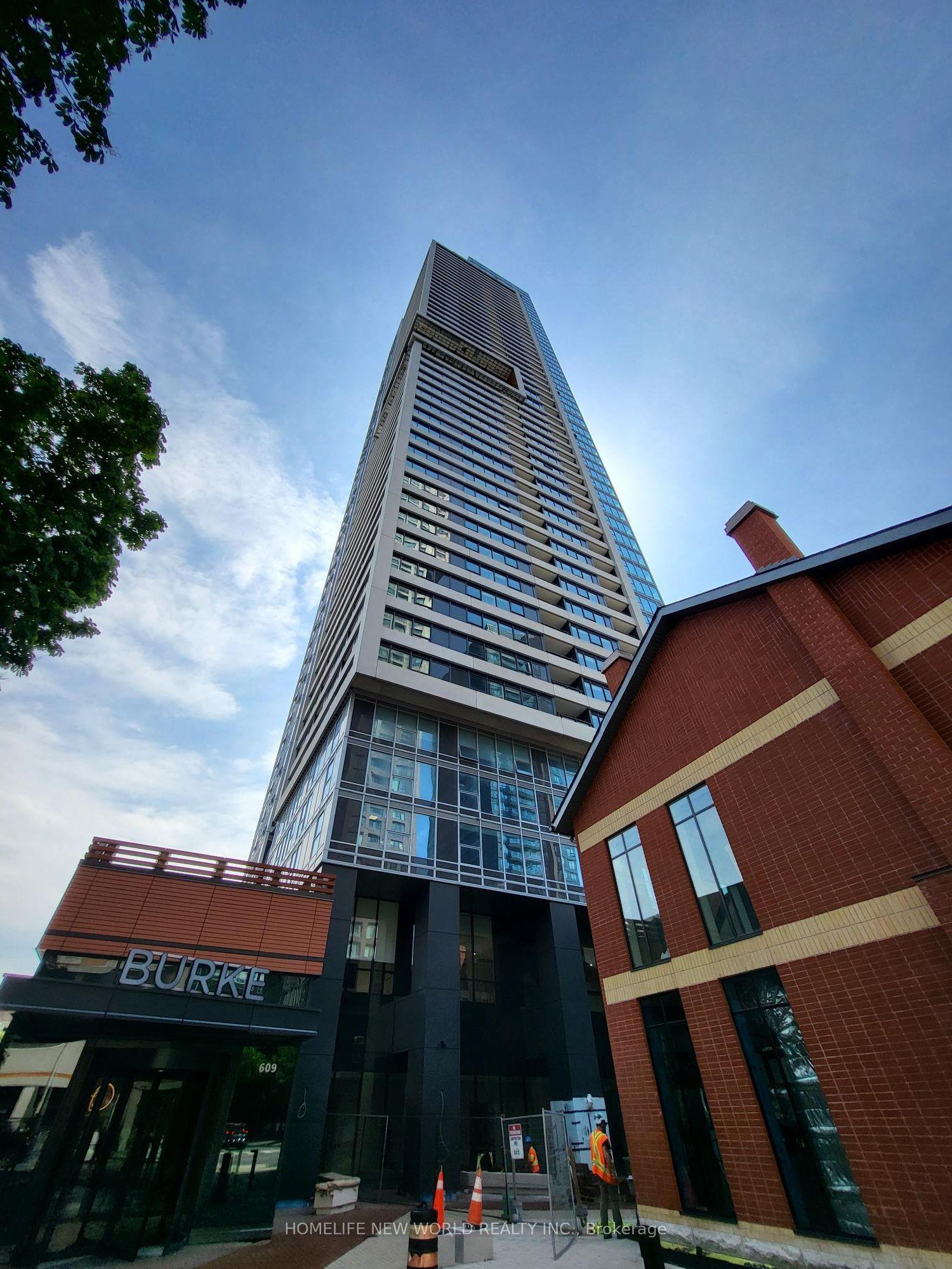 609 Sherbourne Street 901 #901 — photo 1
