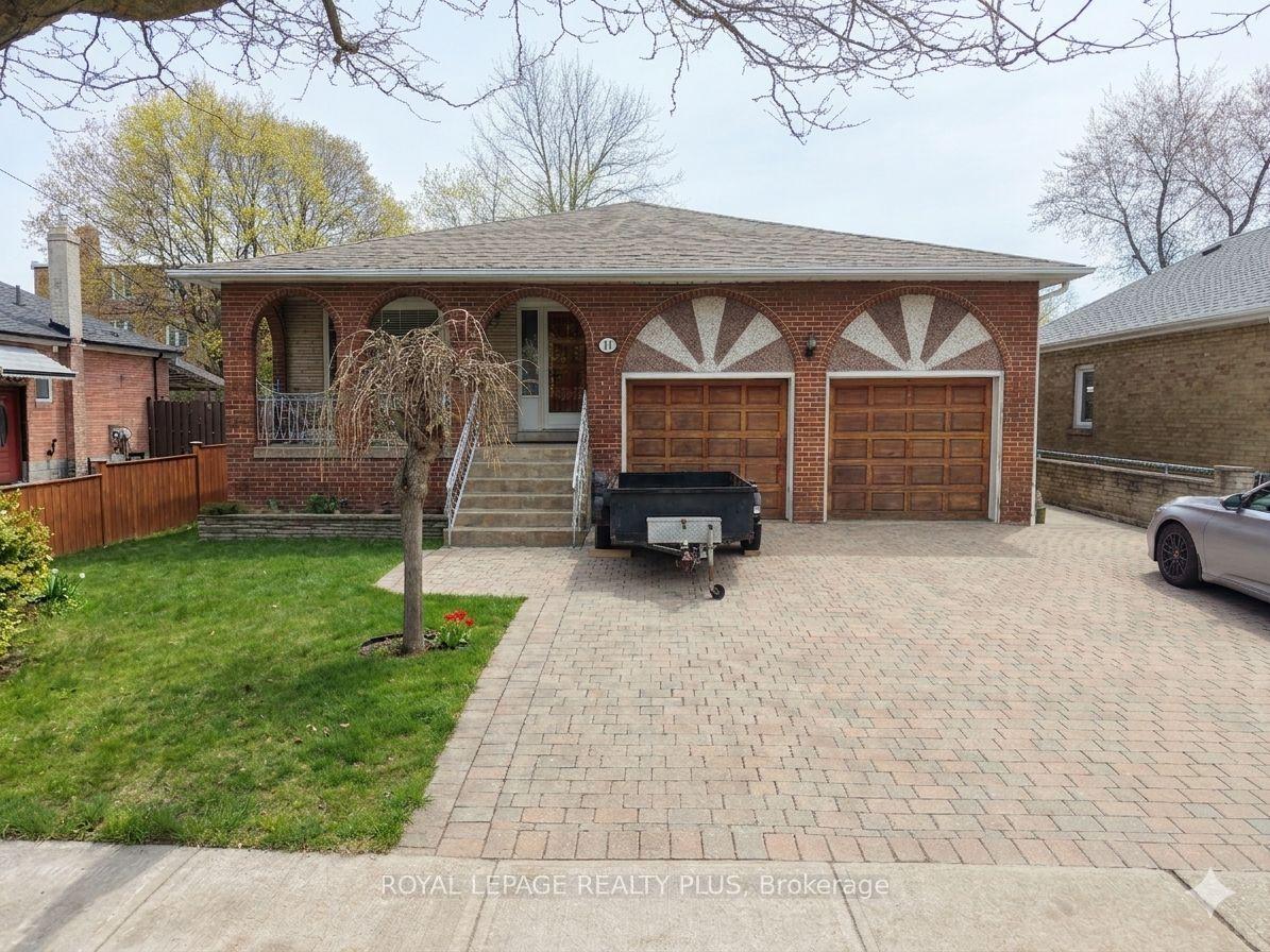 11 Ranwood Drive — photo 1