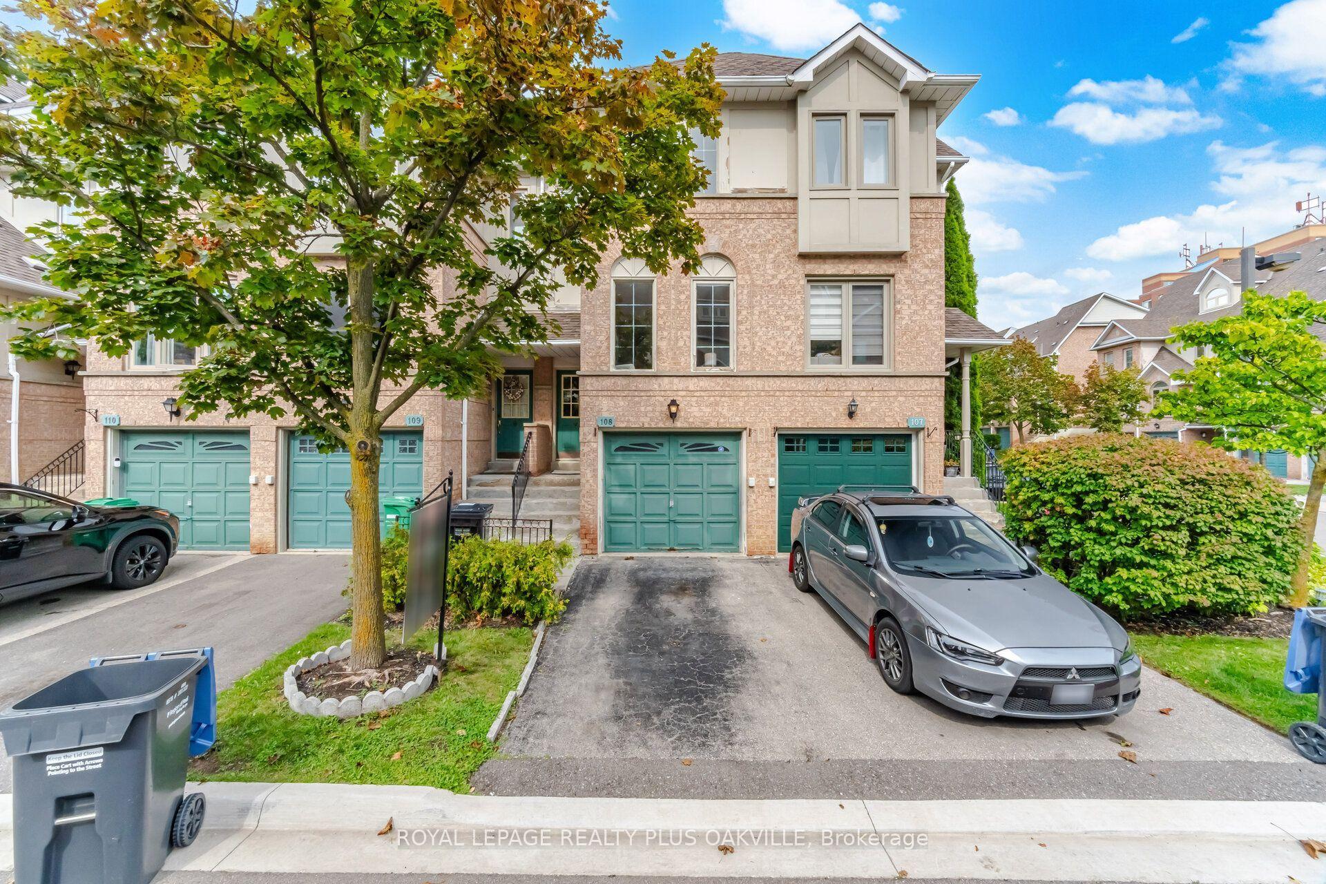 1050 Bristol Road W 108 #108, Mississauga — Condo Town for sale, photo 1