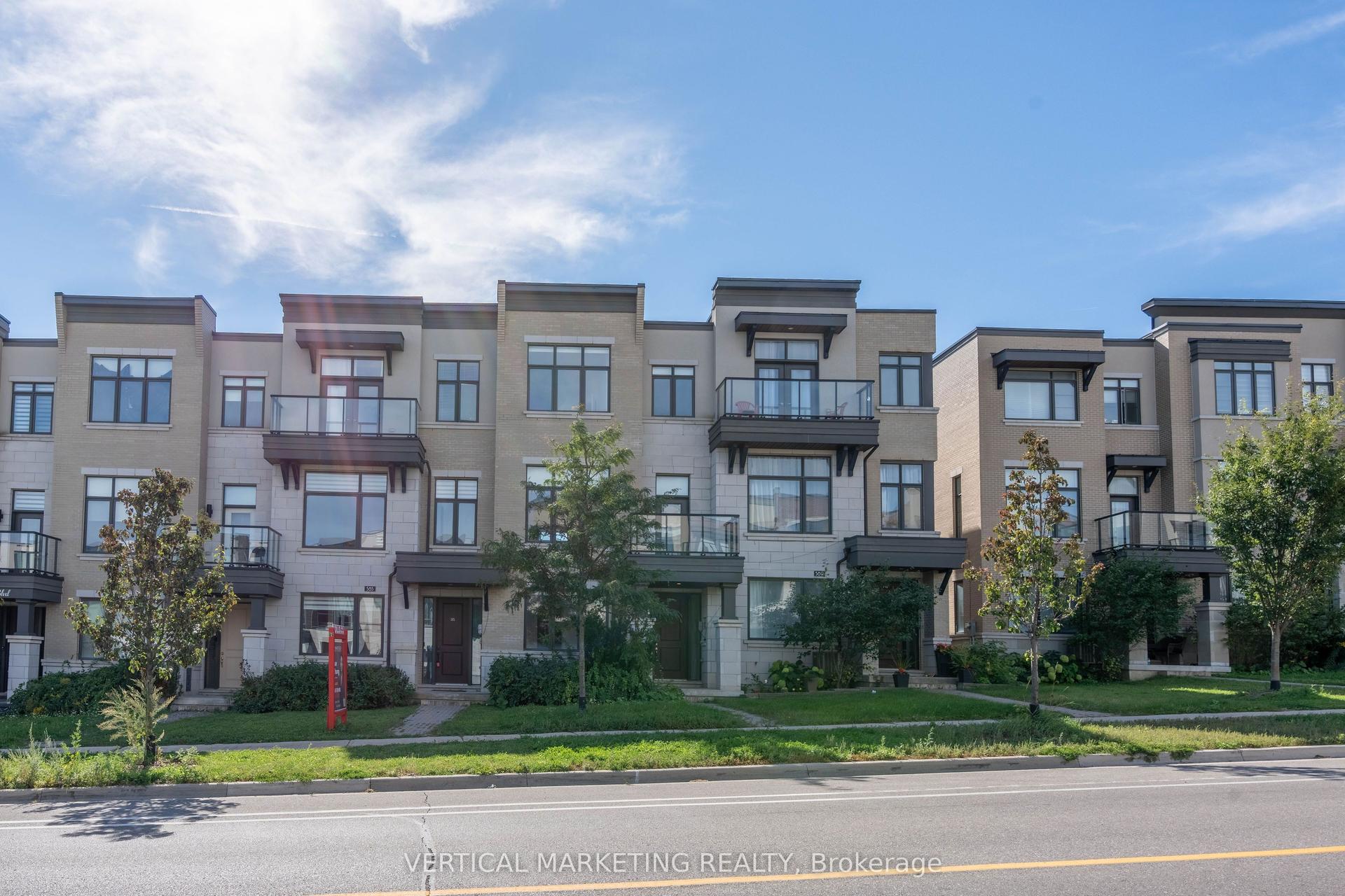587 Marc Santi Boulevard, Vaughan — Townhouse for sale, photo 1