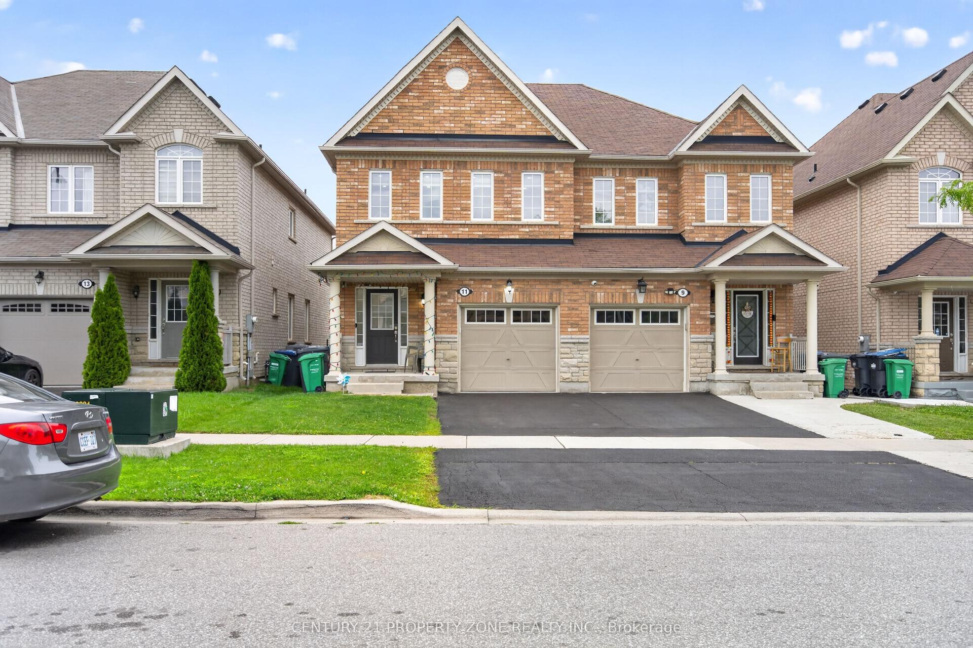 11 Selsdon Street, Brampton — Semi-Detached for sale, photo 1