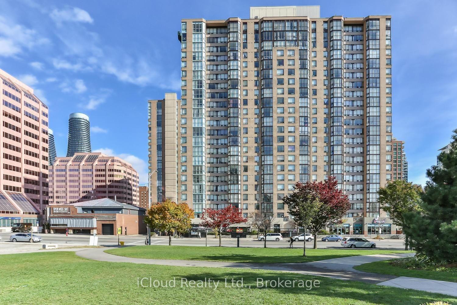 285 Enfield Place 2111 #2111 — photo 1