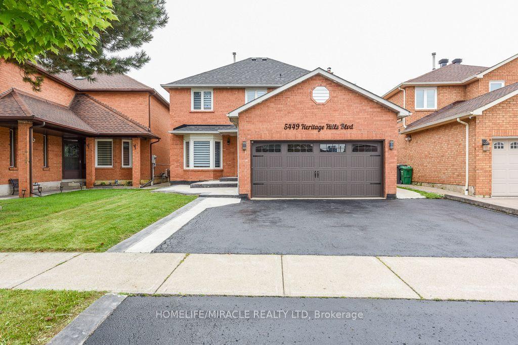 5449 Heritage Hills Boulevard, Mississauga — Detached for sale, photo 1