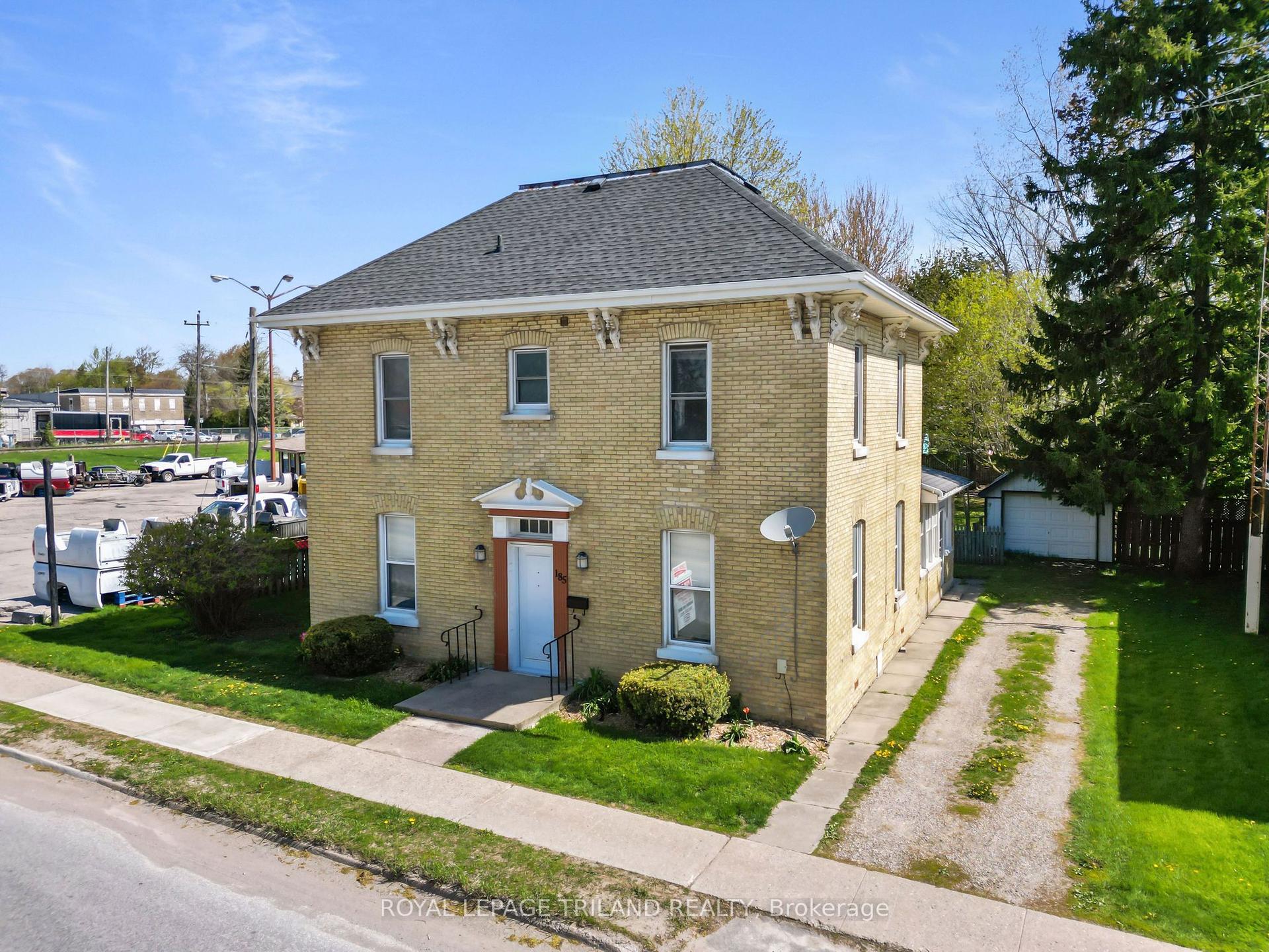 185 Main Street — photo 1