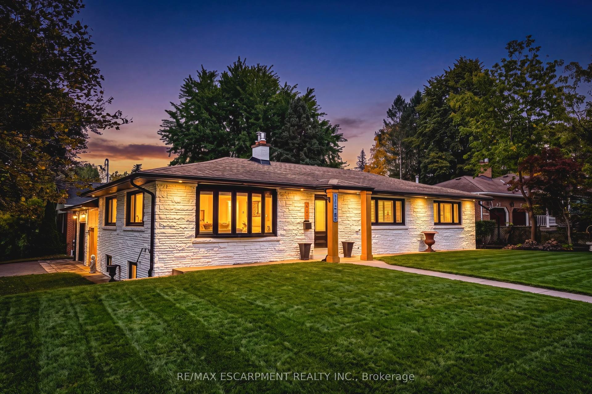915 Tanager Avenue, Burlington — Detached for sale, photo 1