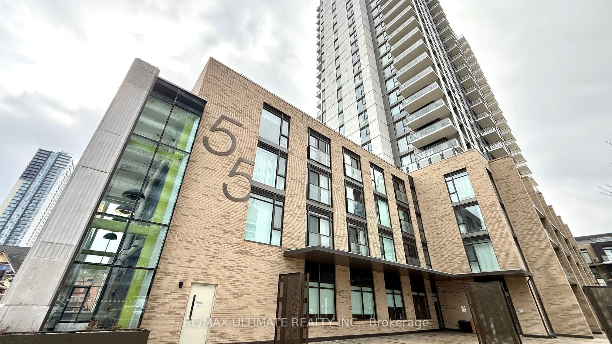 55 Duke Street W 318 #318 — photo 1