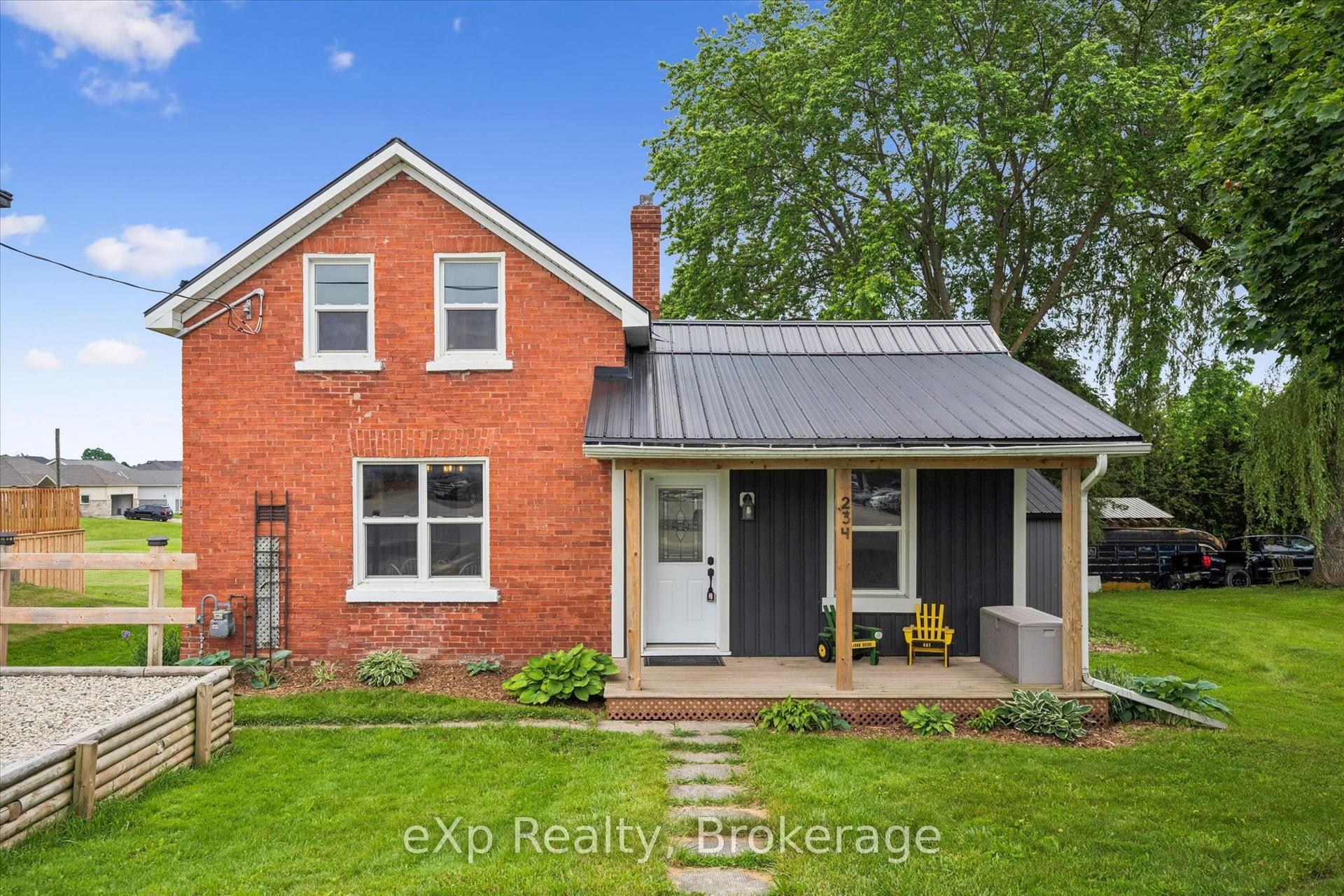 234 Elora Street South Street S, Minto — Detached for sale, photo 1