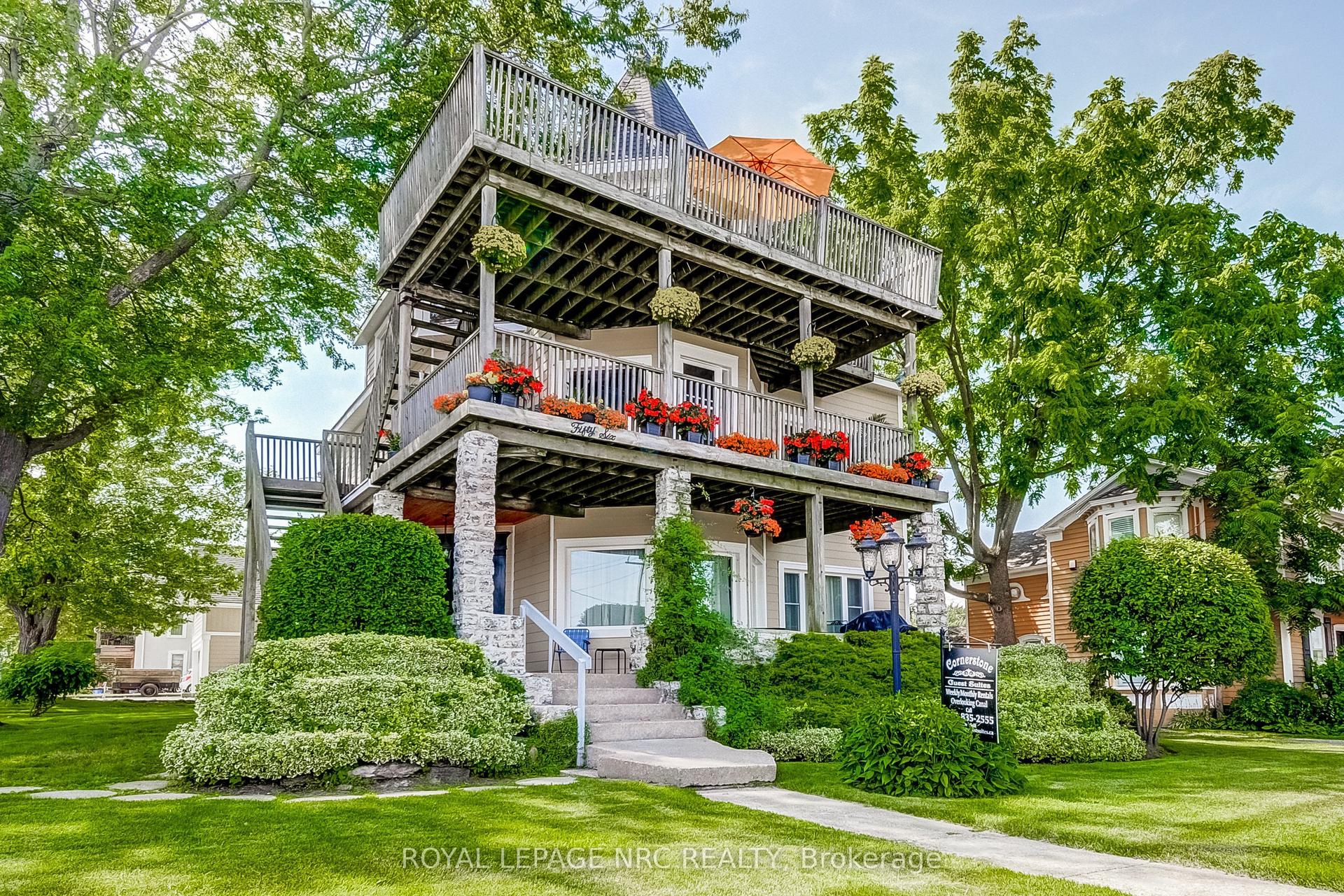 56 West Street, Port Colborne — Multiplex for sale, photo 1
