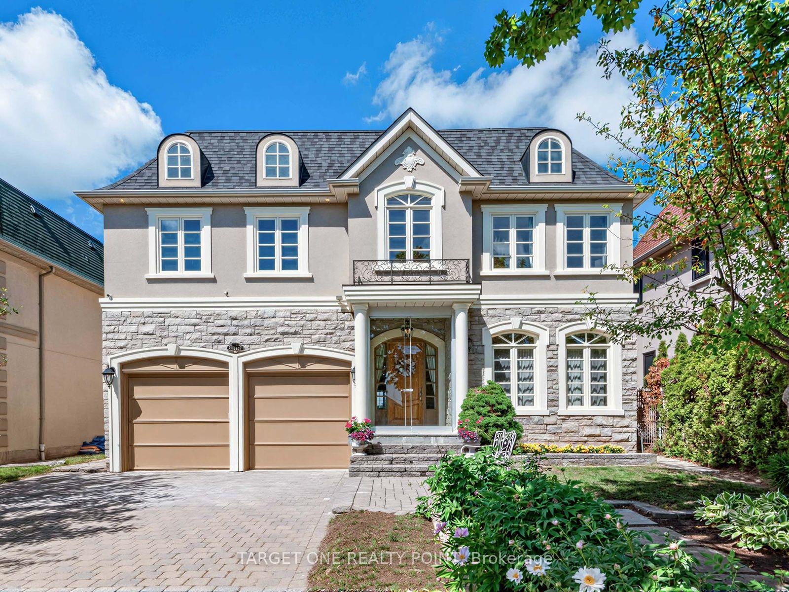 20 Ormsby Court, Richmond Hill — Detached for sale, photo 1