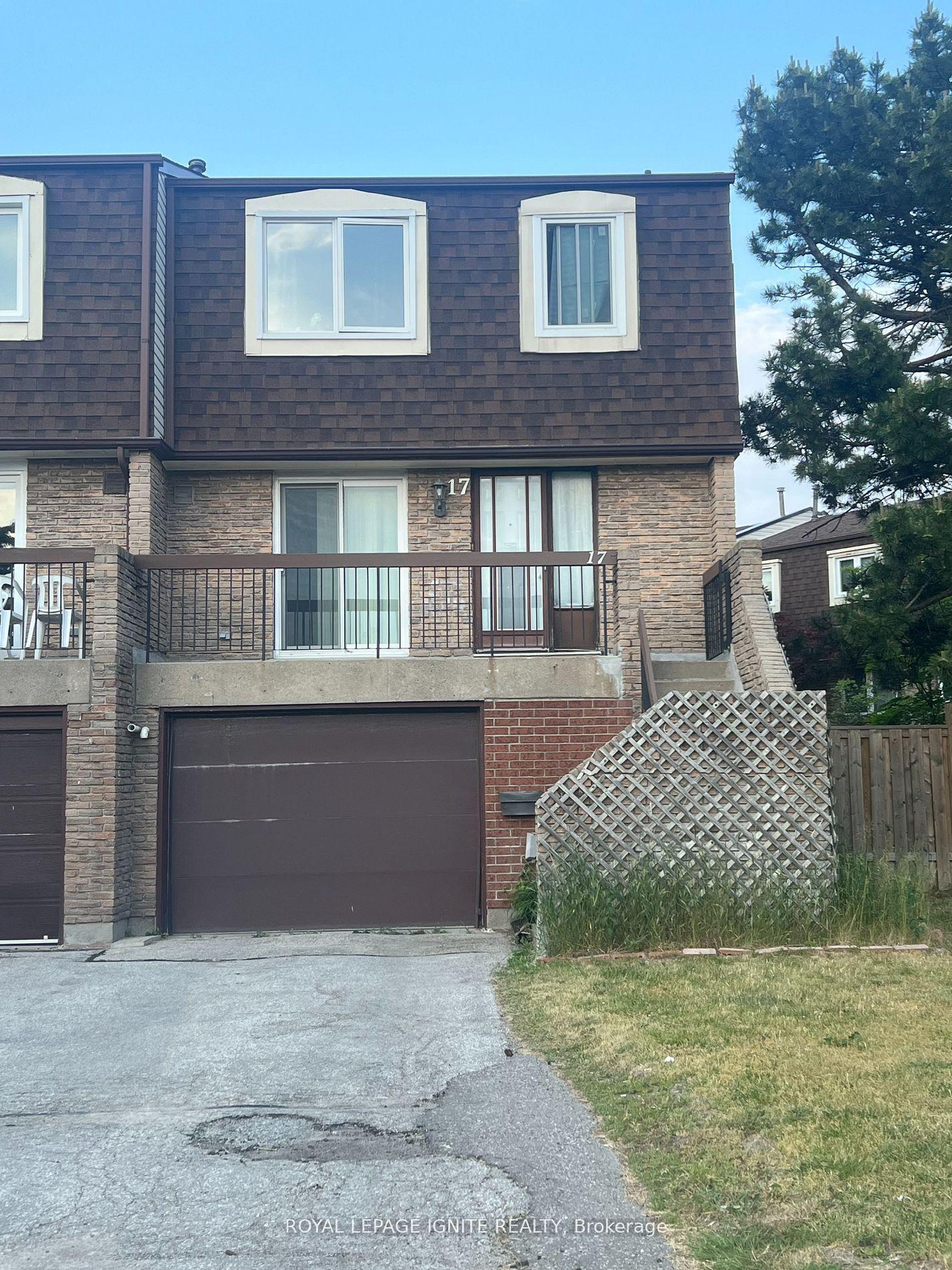 17 Sandhurst Circle 8 #8 — photo 1