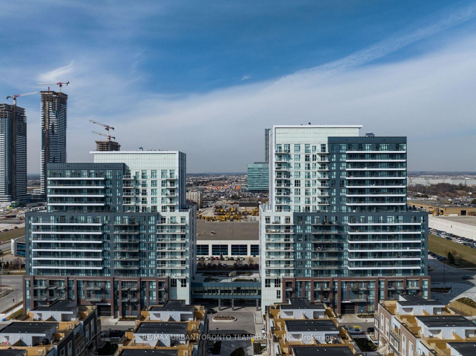 38 Honeycrisp Crescent 601 #601, Vaughan — Condo for lease, photo 1